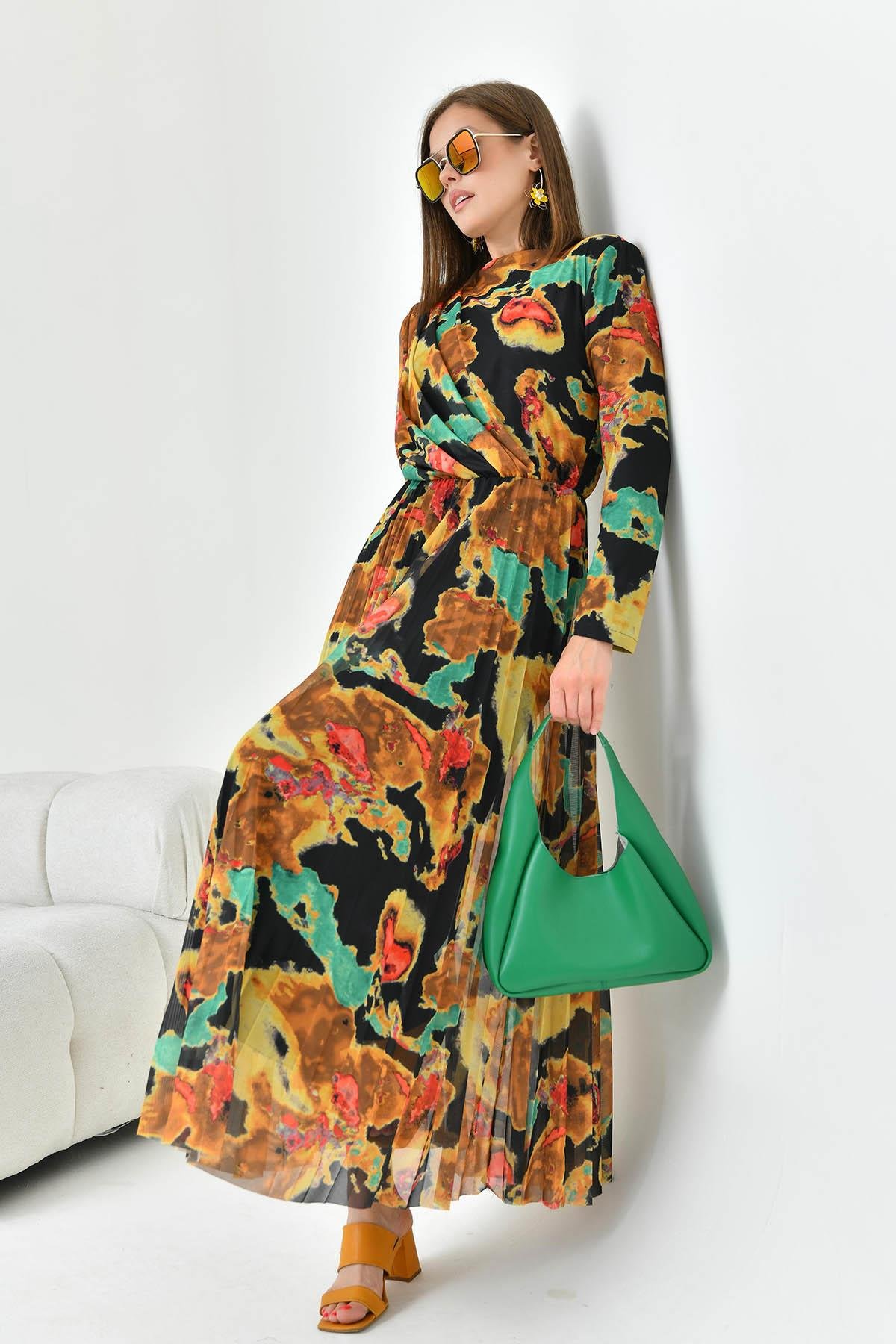 Arka Yaka 3 Düğmeli Pliseli Elbise Sarı