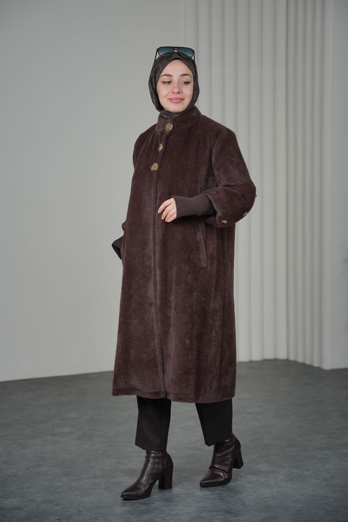 Gold Düğmeli Angora Kaban - Kahve