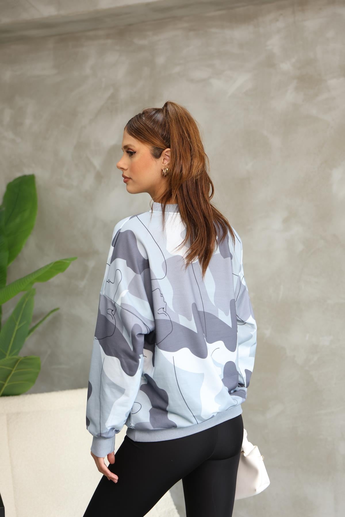 DİGİTAL BASKILI OVERSİZE SWEATSHIRT 25521