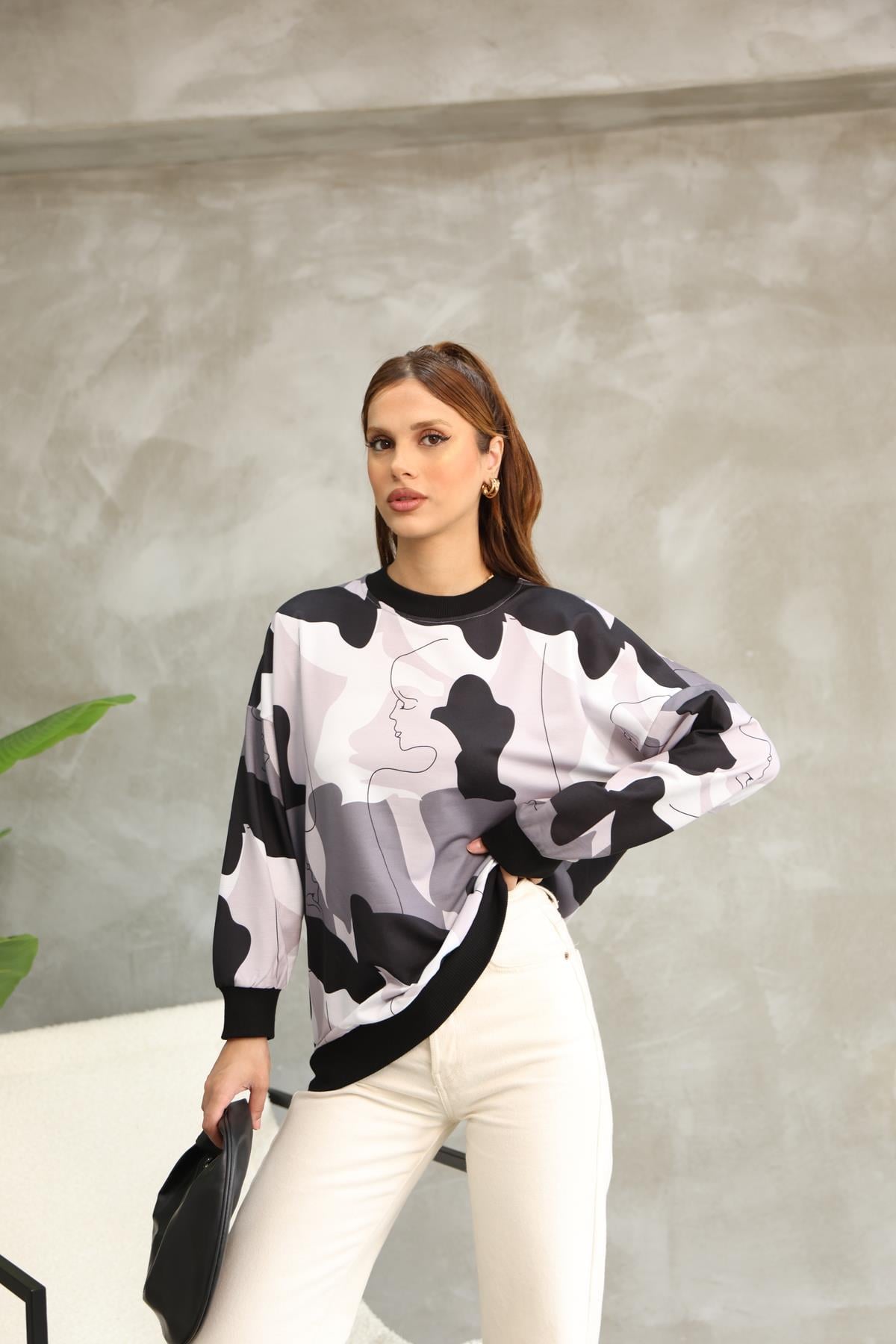 DİGİTAL BASKILI OVERSİZE SWEATSHIRT 25521