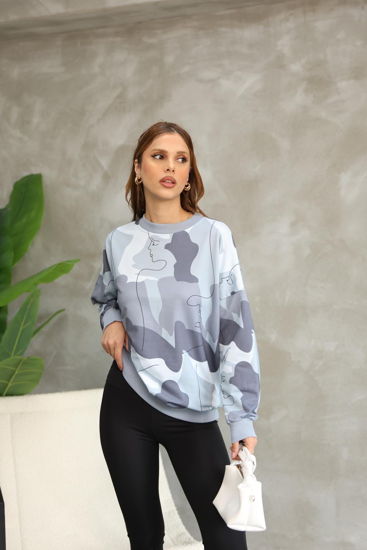 DİGİTAL BASKILI OVERSİZE SWEATSHIRT 25521