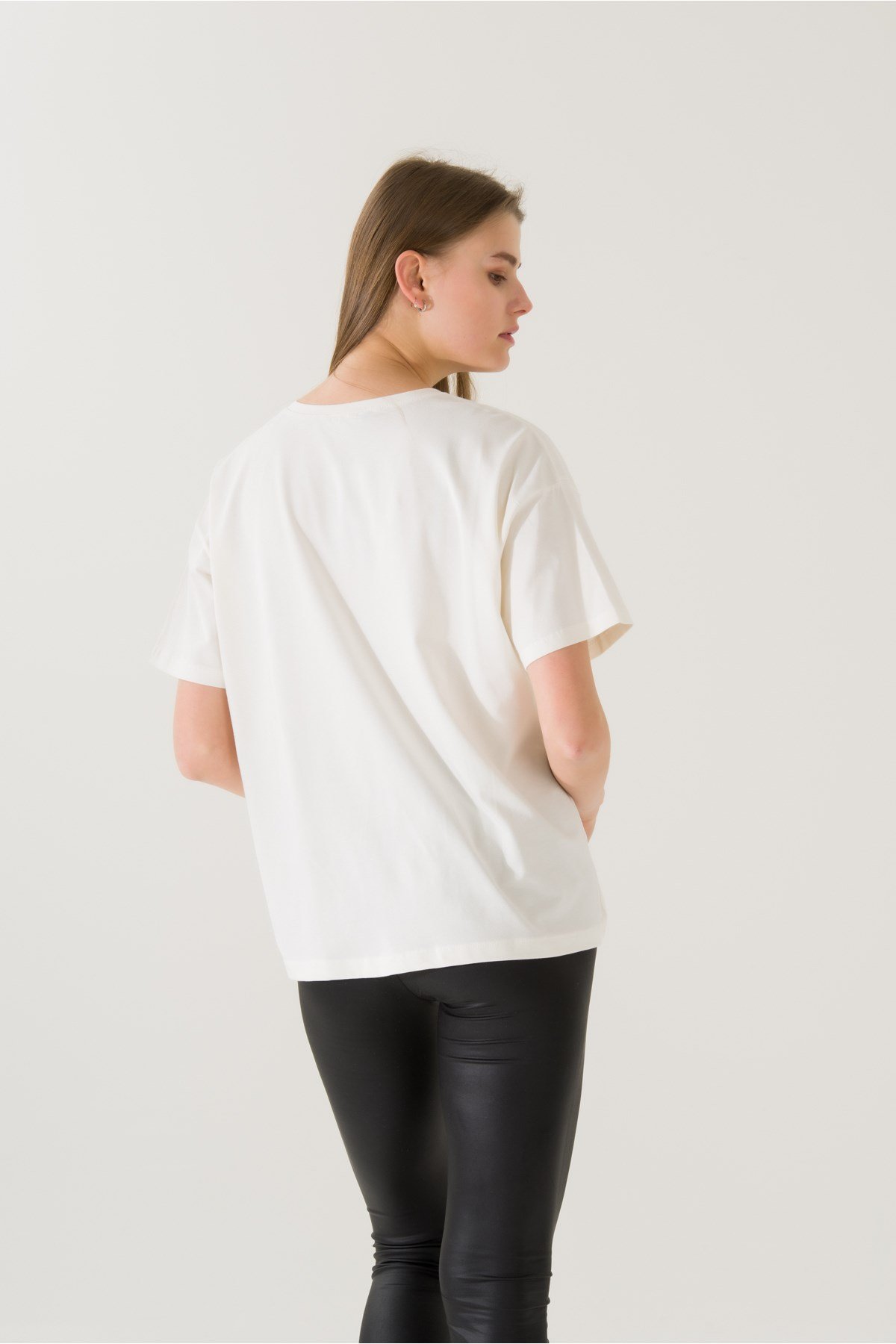 Kadın Love More Beyaz Baskılı T-shirt 21010