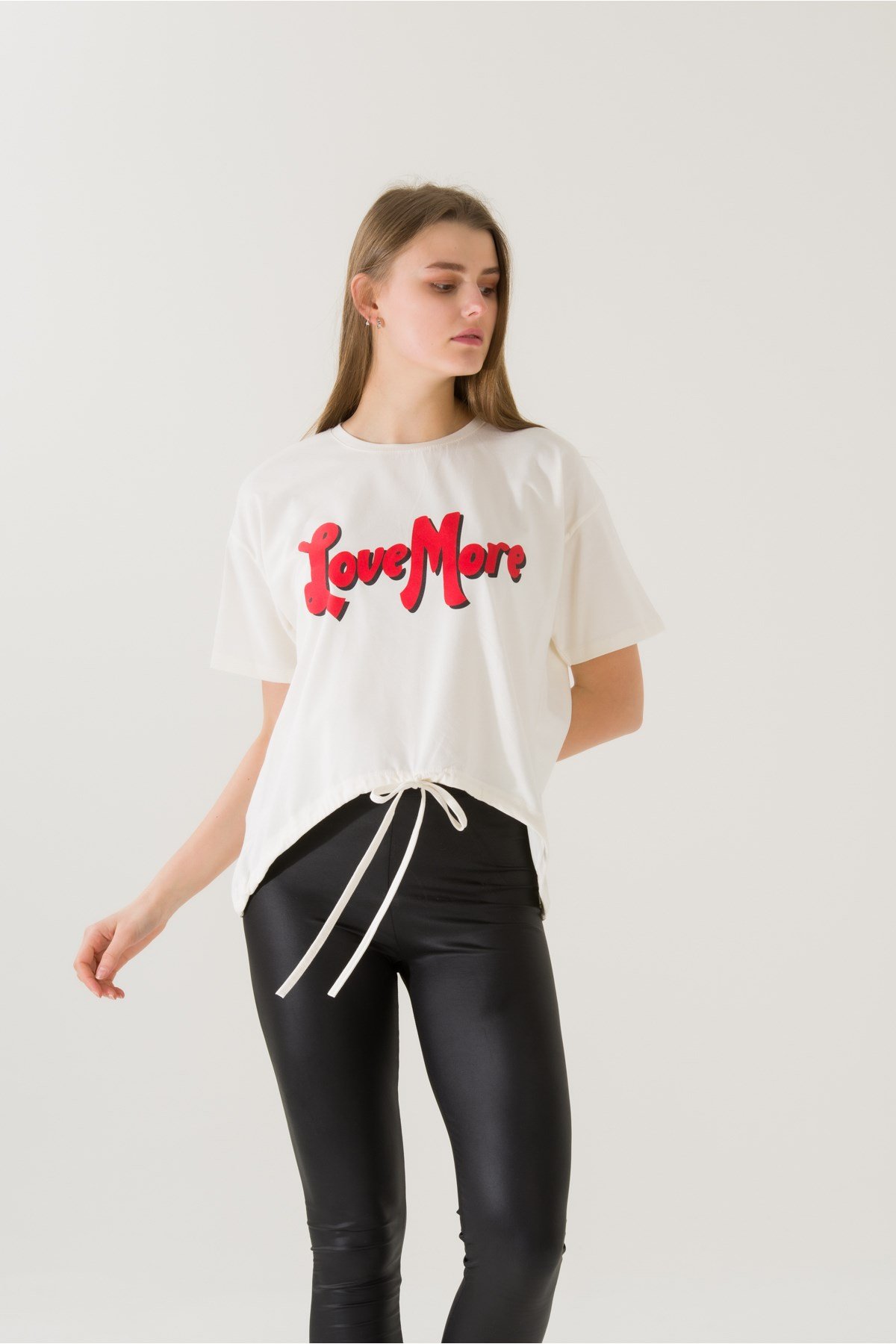 Kadın Love More Beyaz Baskılı T-shirt 21010