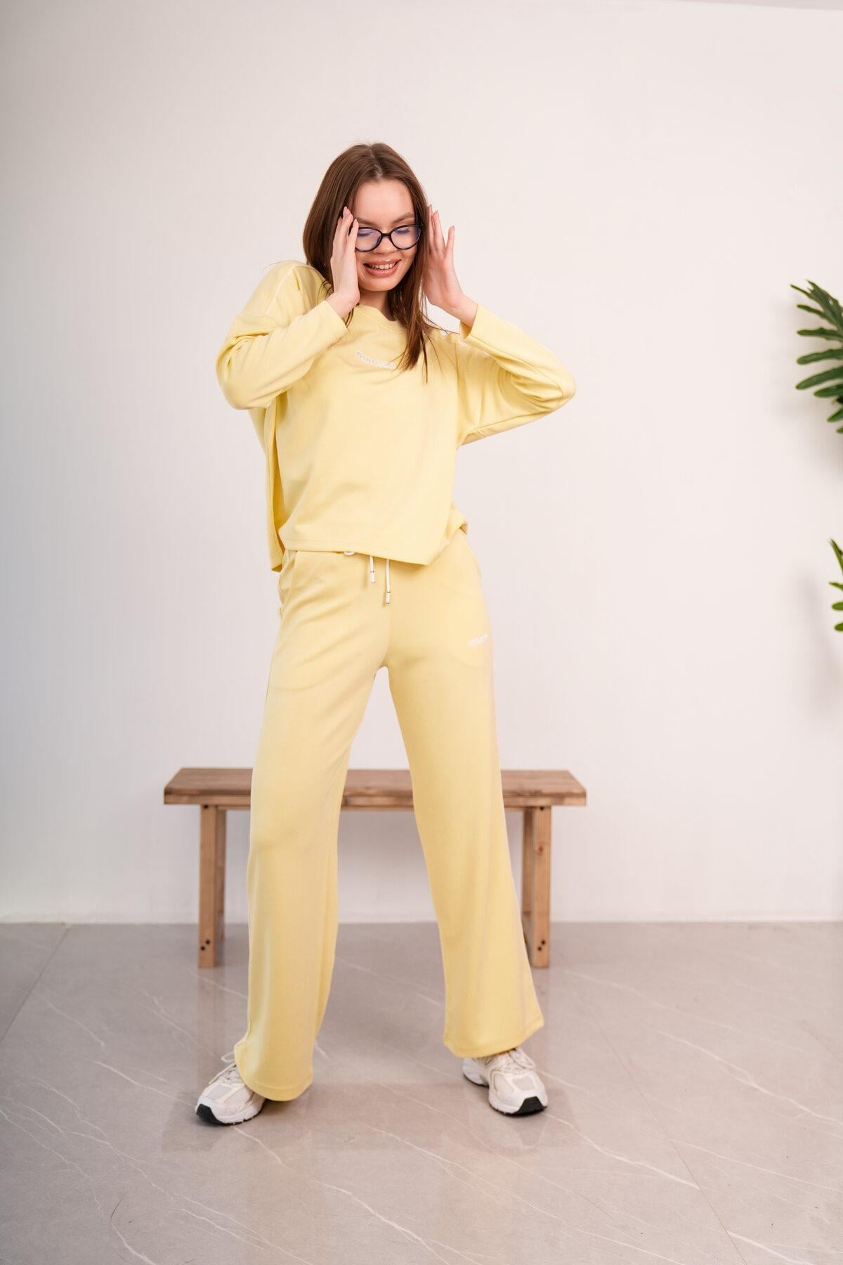Kadın Modal Kumaş Oversize Rahat İkili Takım – Sweat & Wide Leg Alt 25545