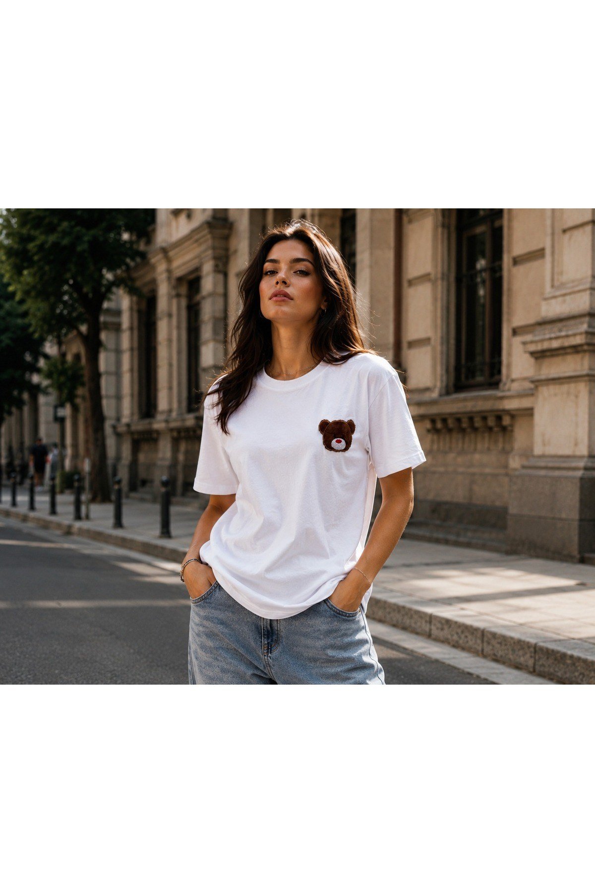 Kadın Oversize Nakışlı Pamuklu Tişort