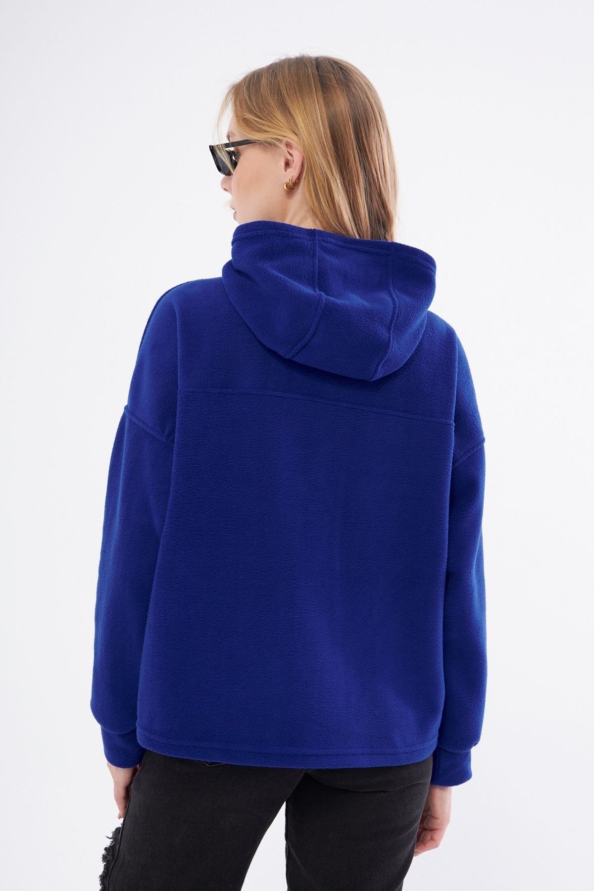 Kadin Yakasi Fermuarli Kapüşonlu Oversi?ze Polar Kumaş Sweatshirt 23587-sax