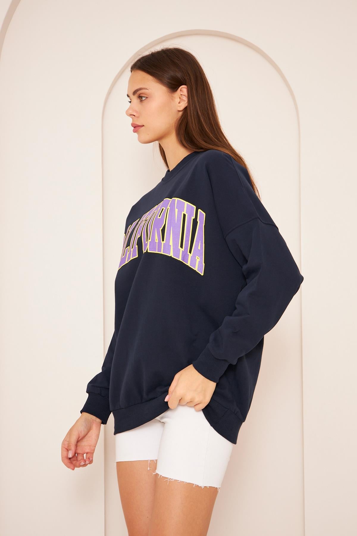 Oversize %100 Pamuklu Şardonlu Sweatshırt 22907b4 -lacivert