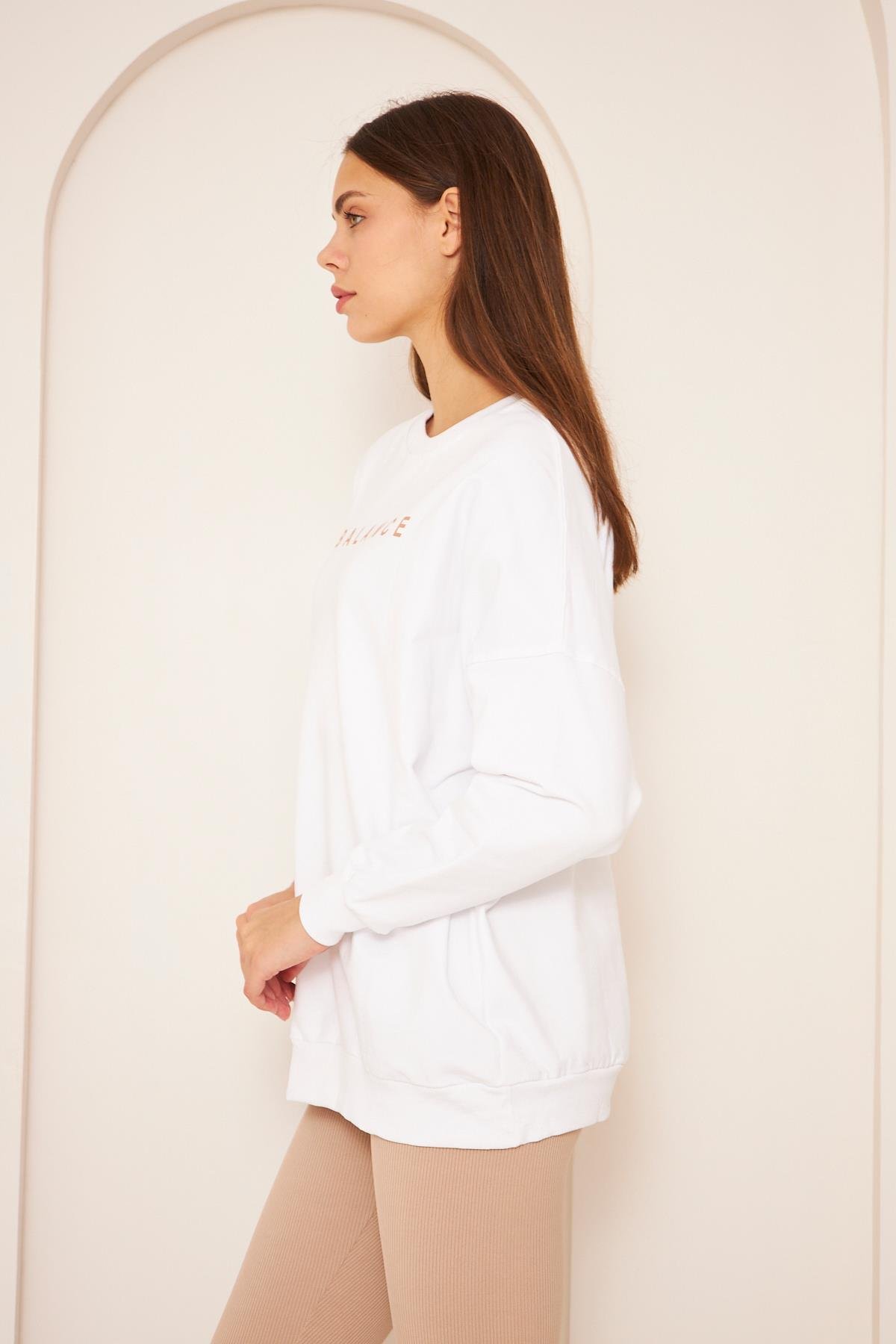 Oversize %100 Pamuklu Şardonlu Sweatshırt 22907b2 -beyaz