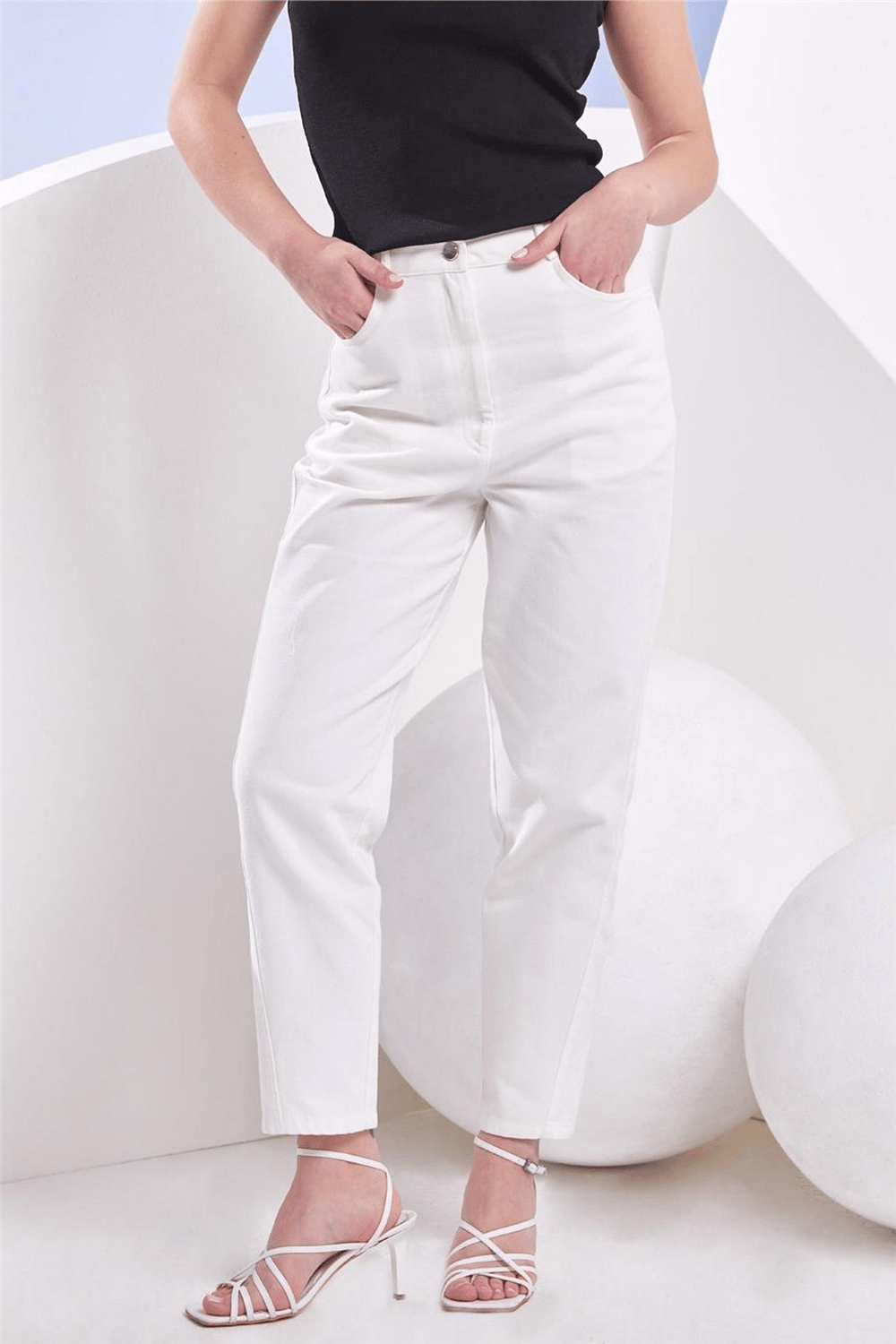 Kayra KA-SZ-JN011-02  Kadın Denim Kot Dar Paça Beyaz Pantolon