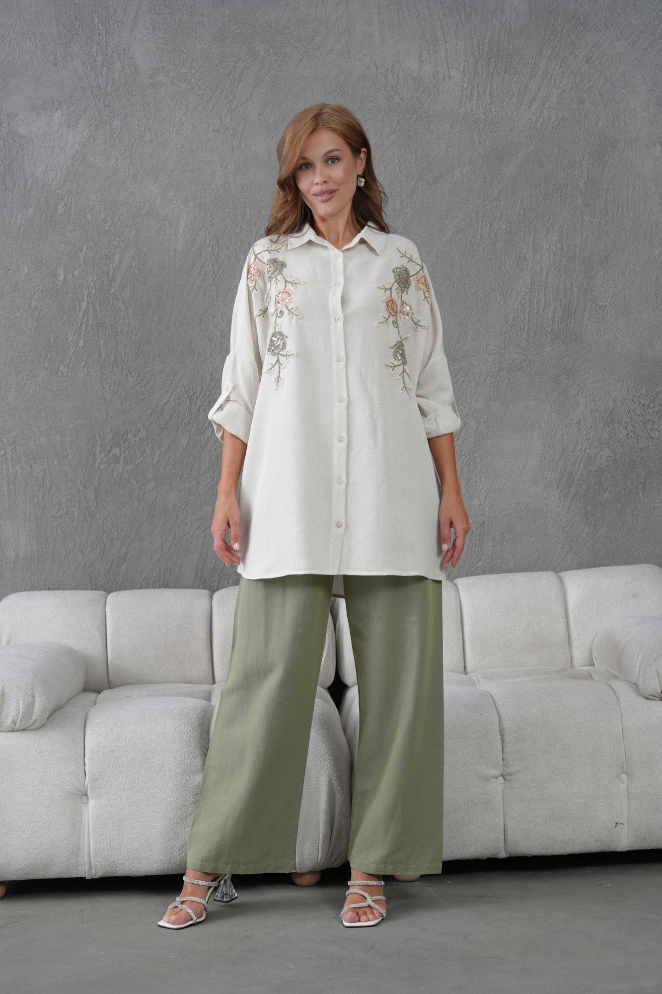 NAKIŞ İŞLEMELİ OVERSIZE KETEN GÖMLEK17430