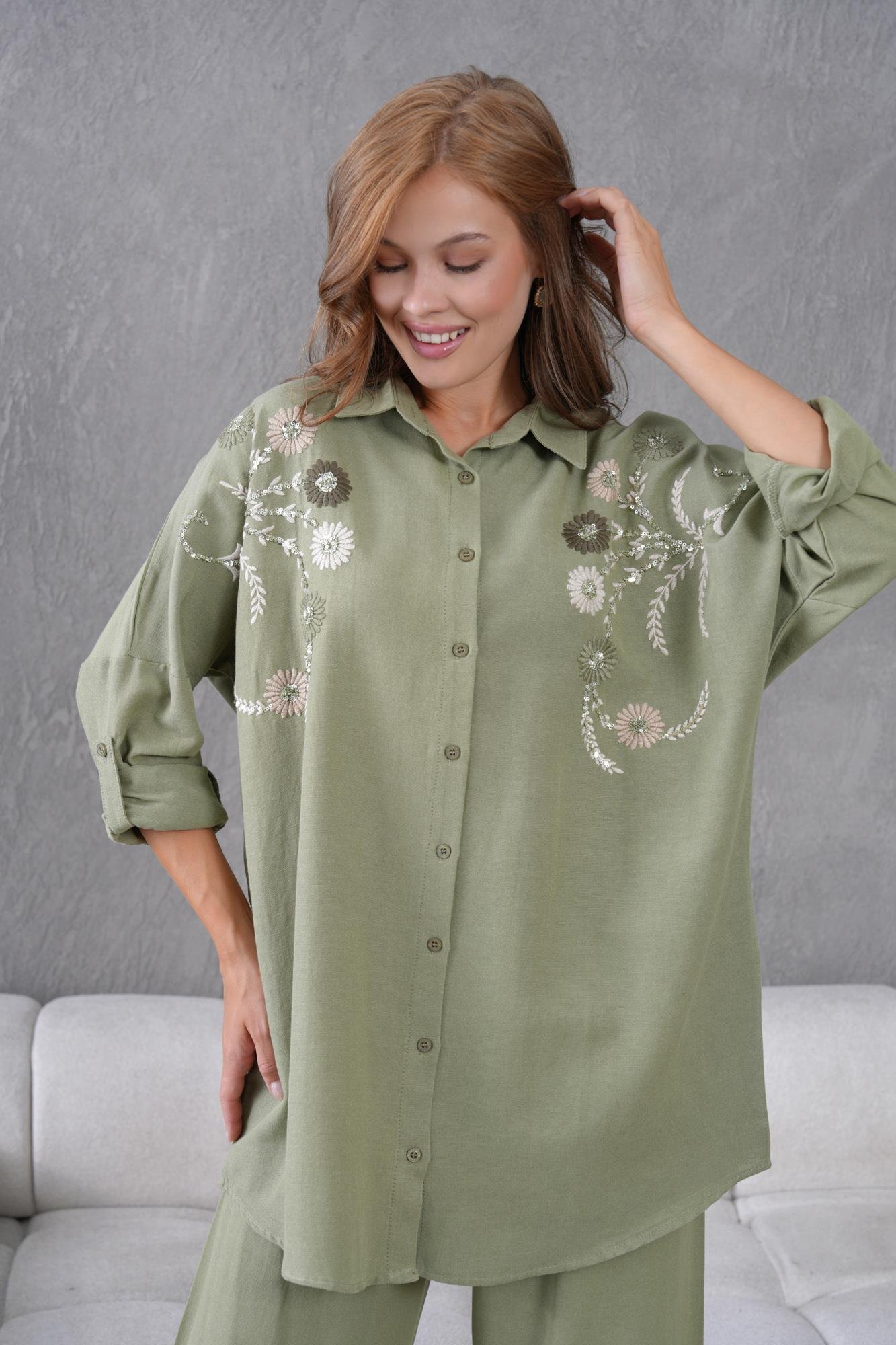 NAKIŞ İŞLEMELİ OVERSIZE KETEN GÖMLEK17431
