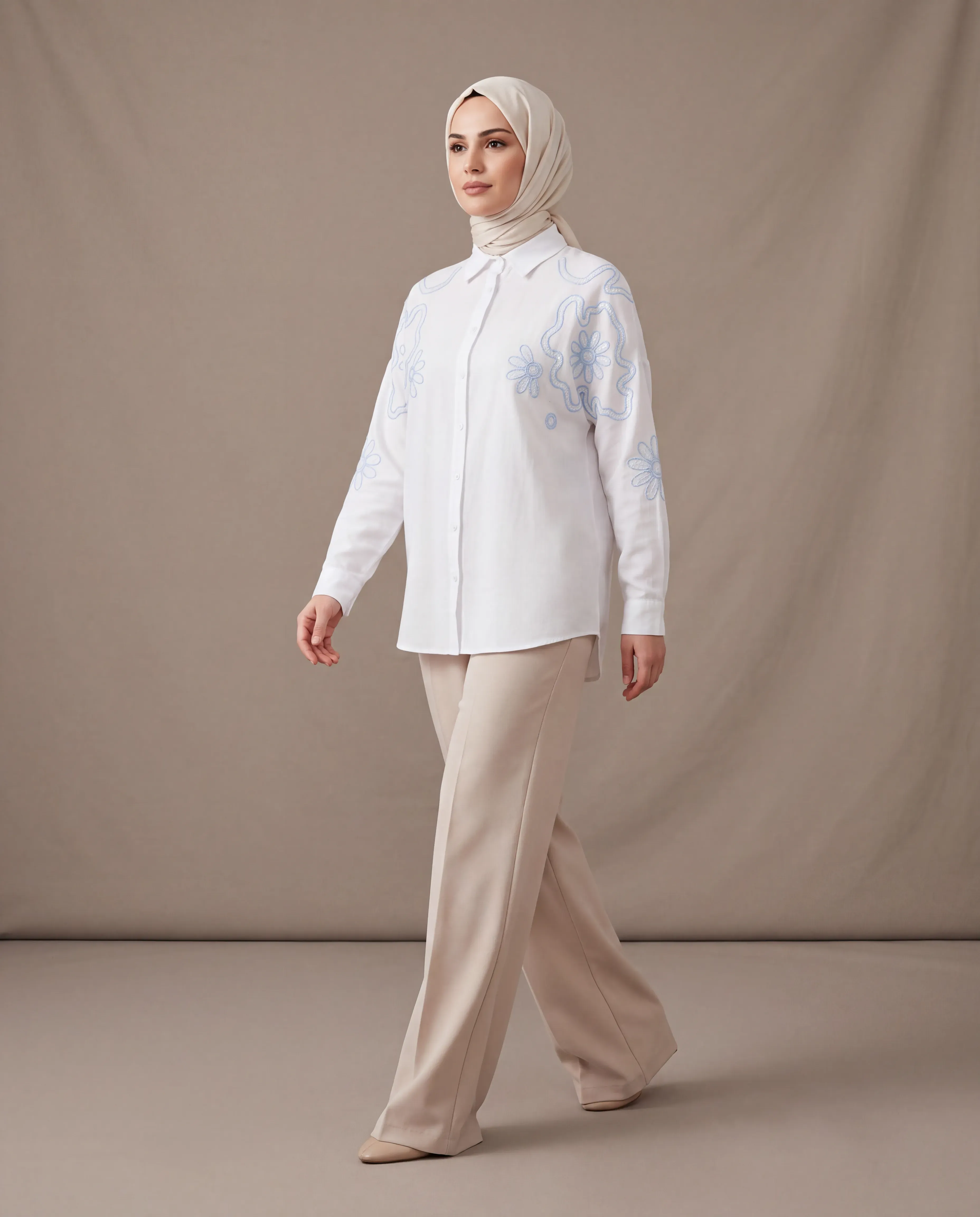 NAKIŞ İŞLEMELİ OVERSİZE KETEN GÖMLEK17567