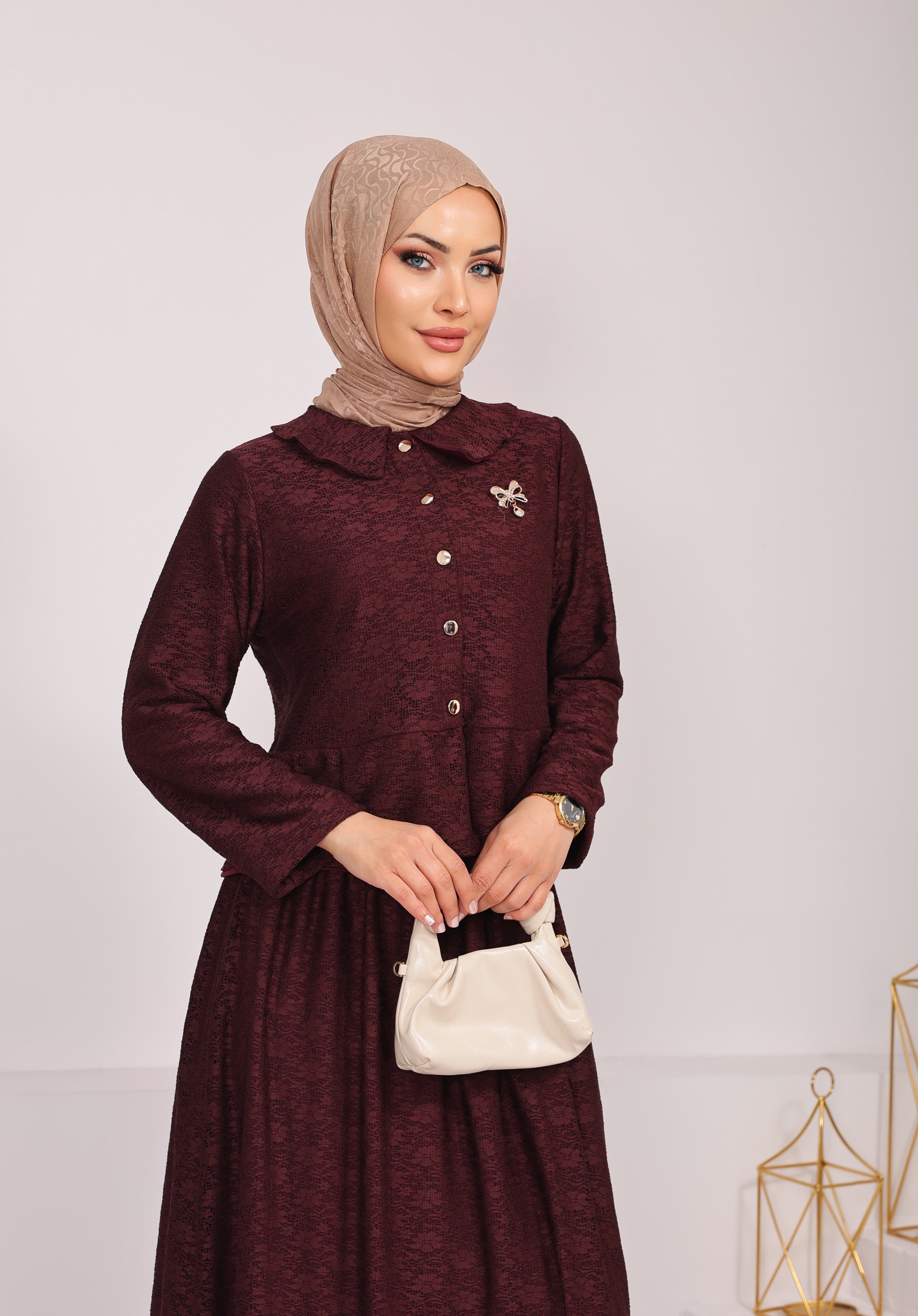 1849 BROŞ DETAYLI BOYDAN DÜĞMELİ DANTEL ETEKLİ KUMAŞ ASTARLI BORDO 