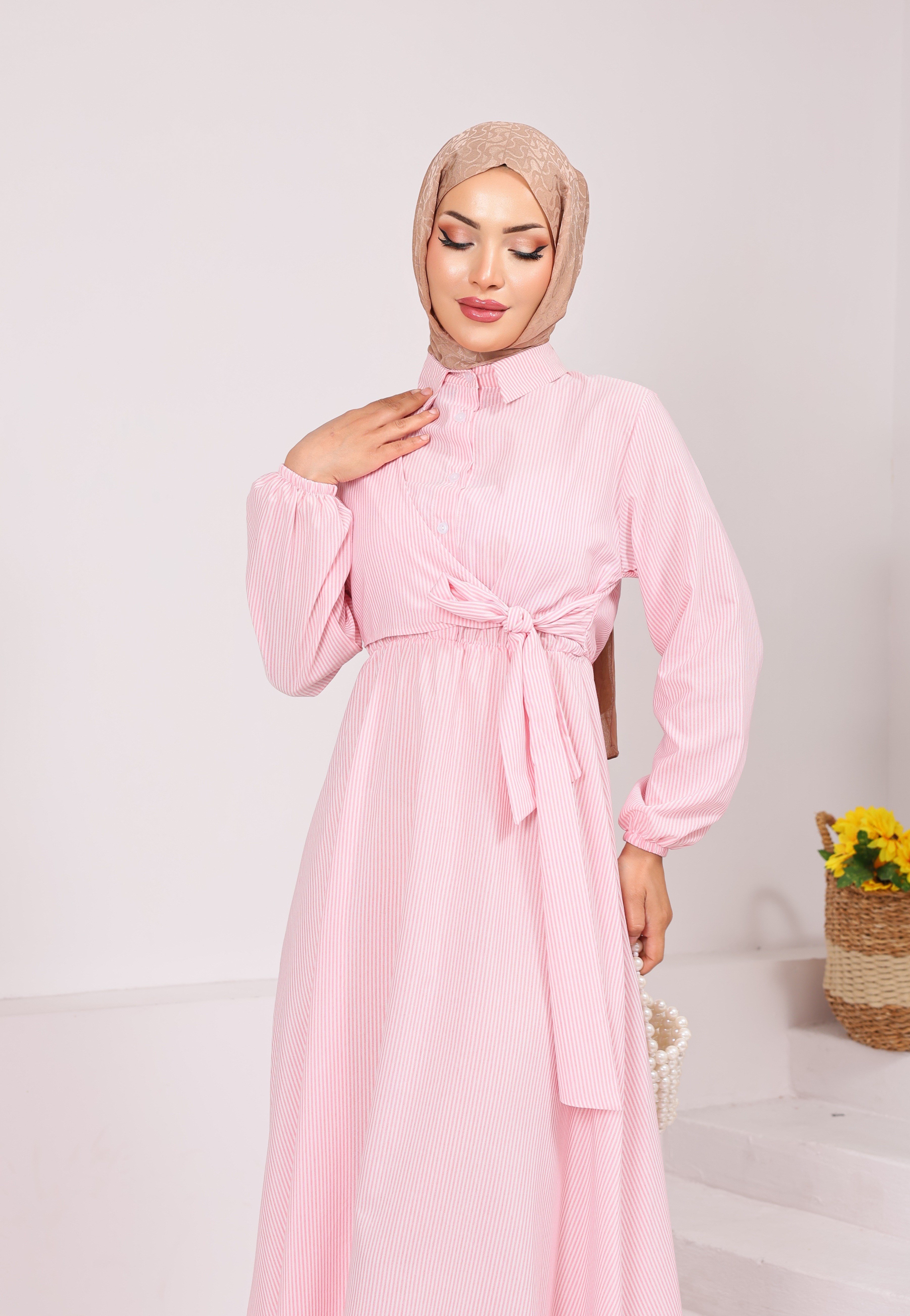 4532  YANDAN BAĞLAMALI YARIYA KADAR DÜZĞMELİ İNCE ÇİZGİLİ ELBİSE PEMBE 