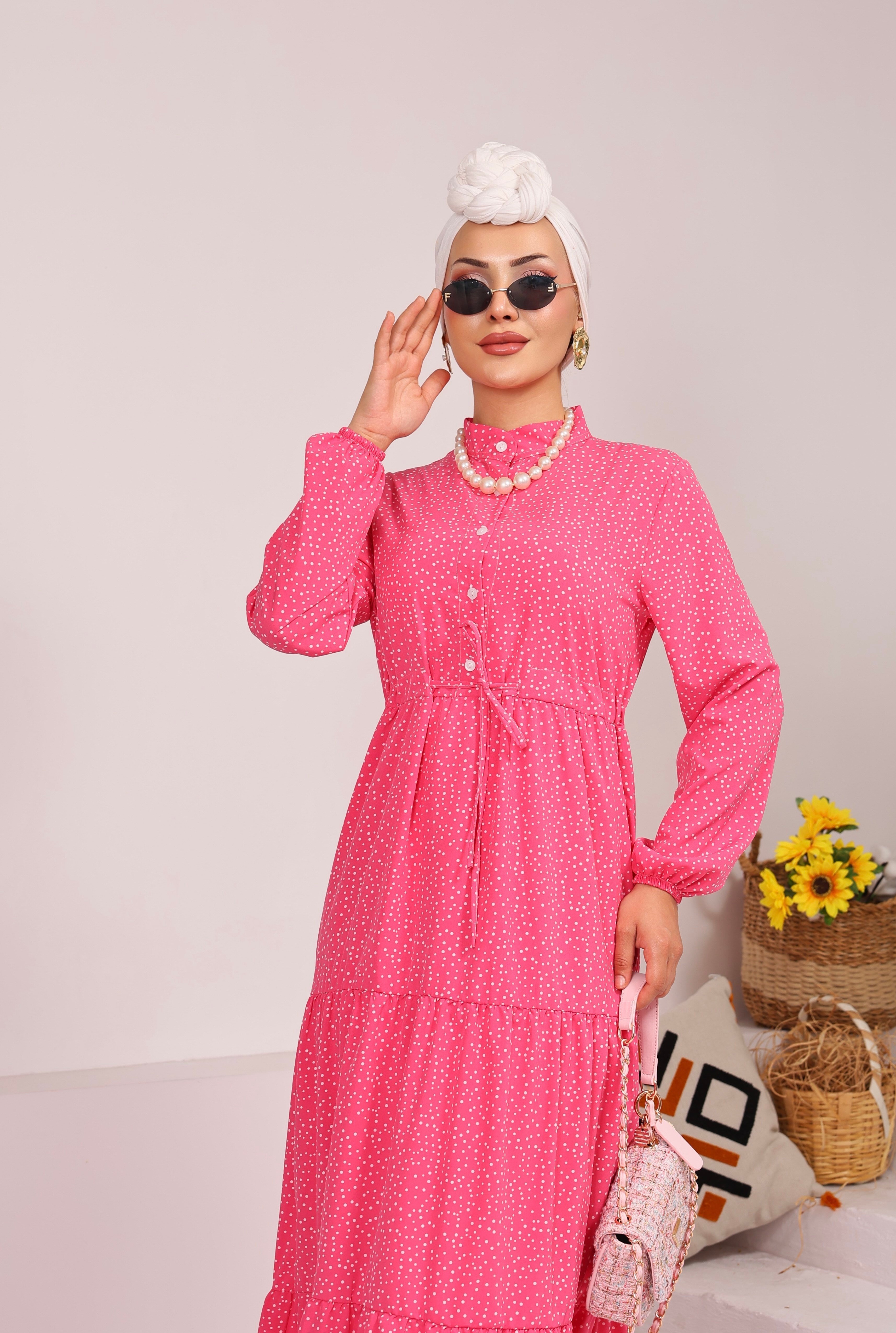 86210 KÜÇÜK PUANTİYELİ YARIYA KADAR DÜĞMELİ VİSKON KUMAŞ ELBİSE PEMBE 