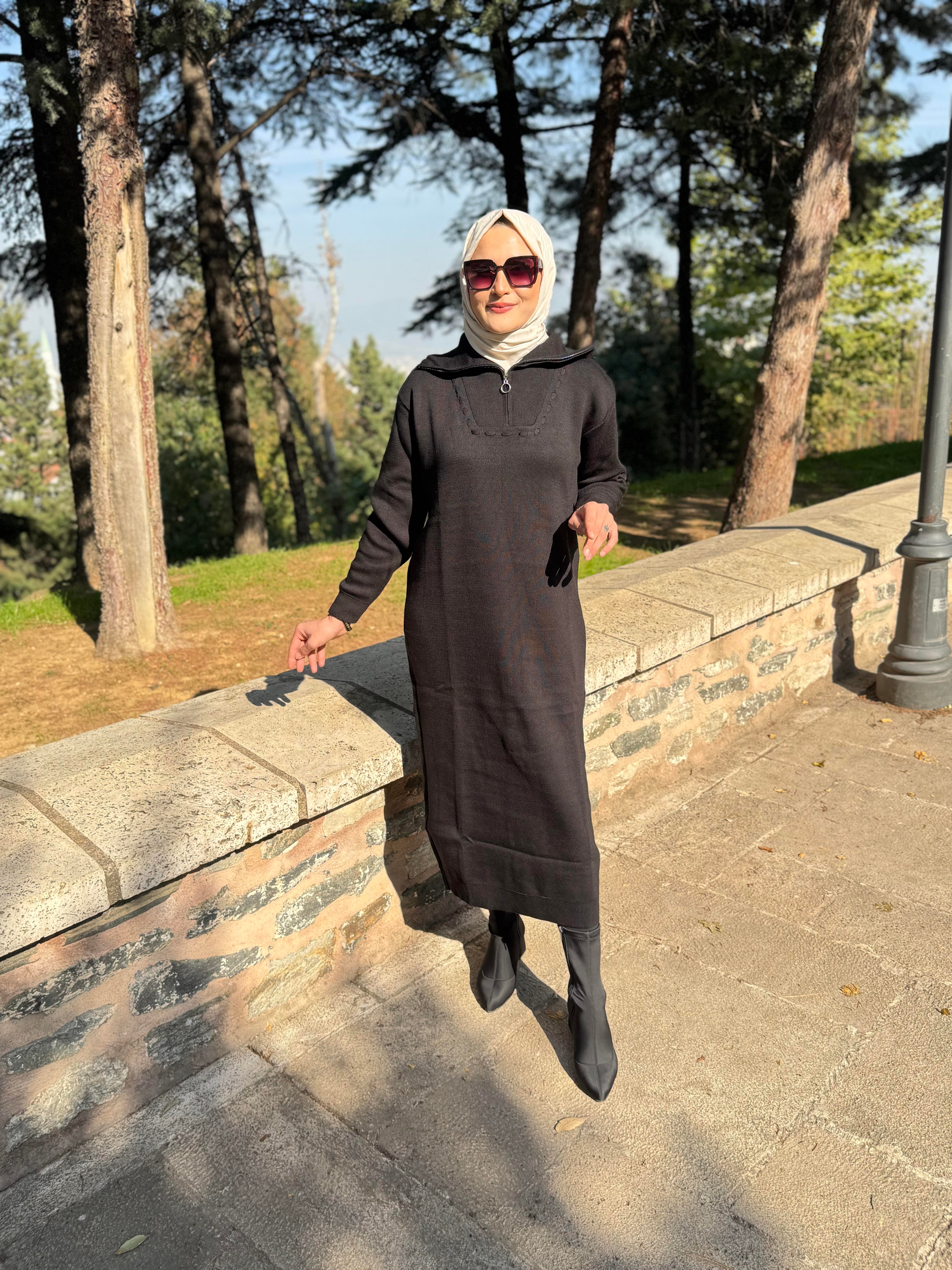 BOĞAZLI FERMUARLI TRİKO ELBİSE SİYAH