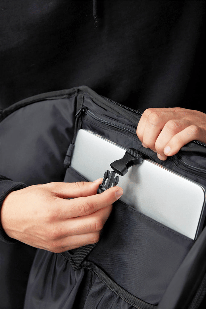 KORE Urban CC SIRT ÇANTASI