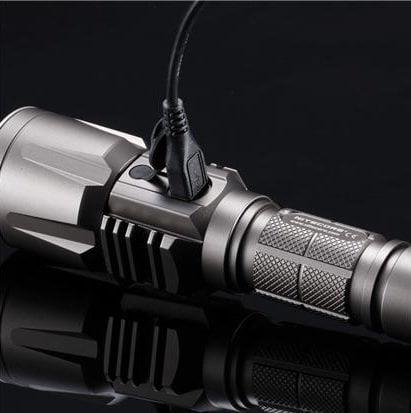 NITECORE P25 860 LUMEN SARJLI EL FENERI(USB SARJ)
