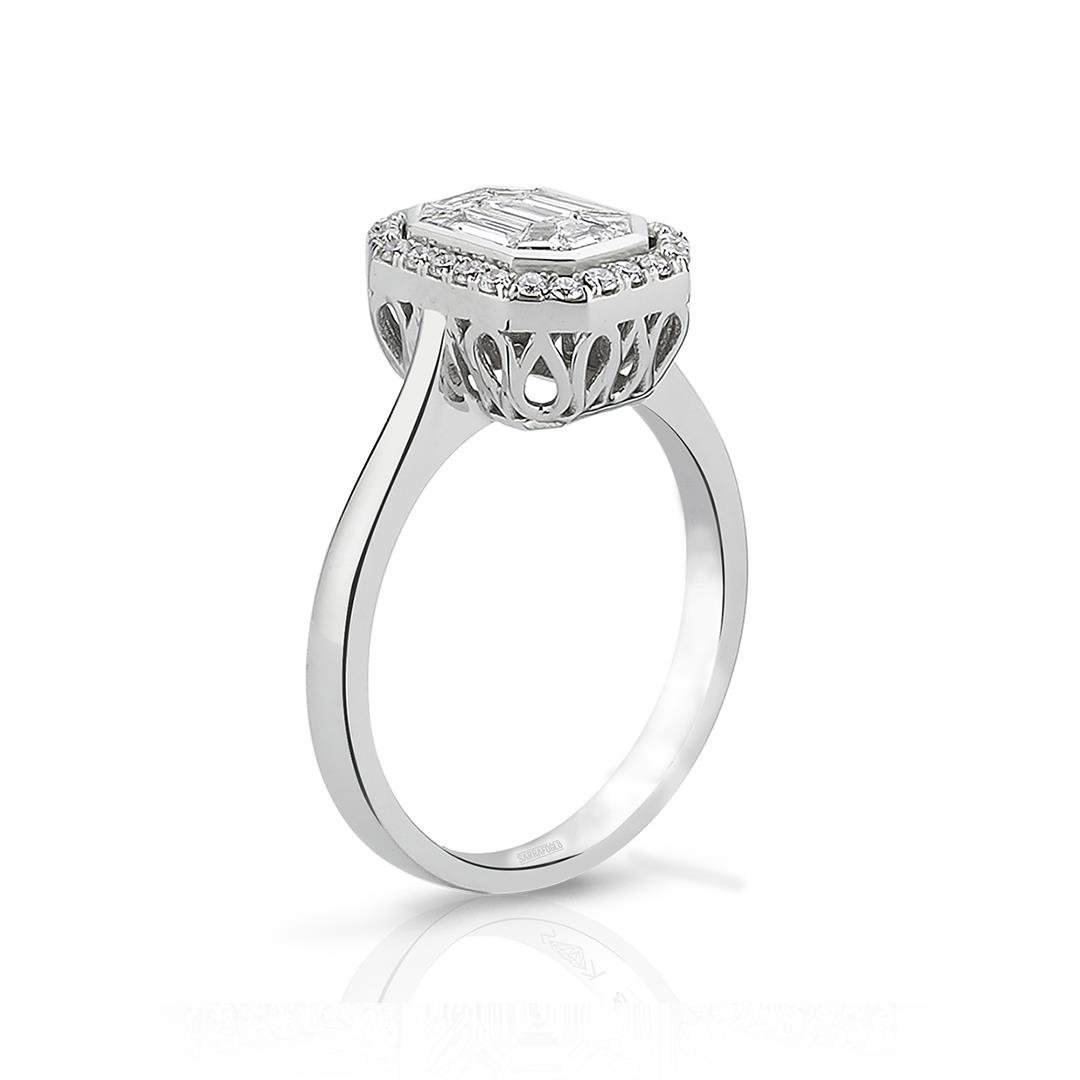 0.69 Karat Baget Taşlı Tasarım Yüzük