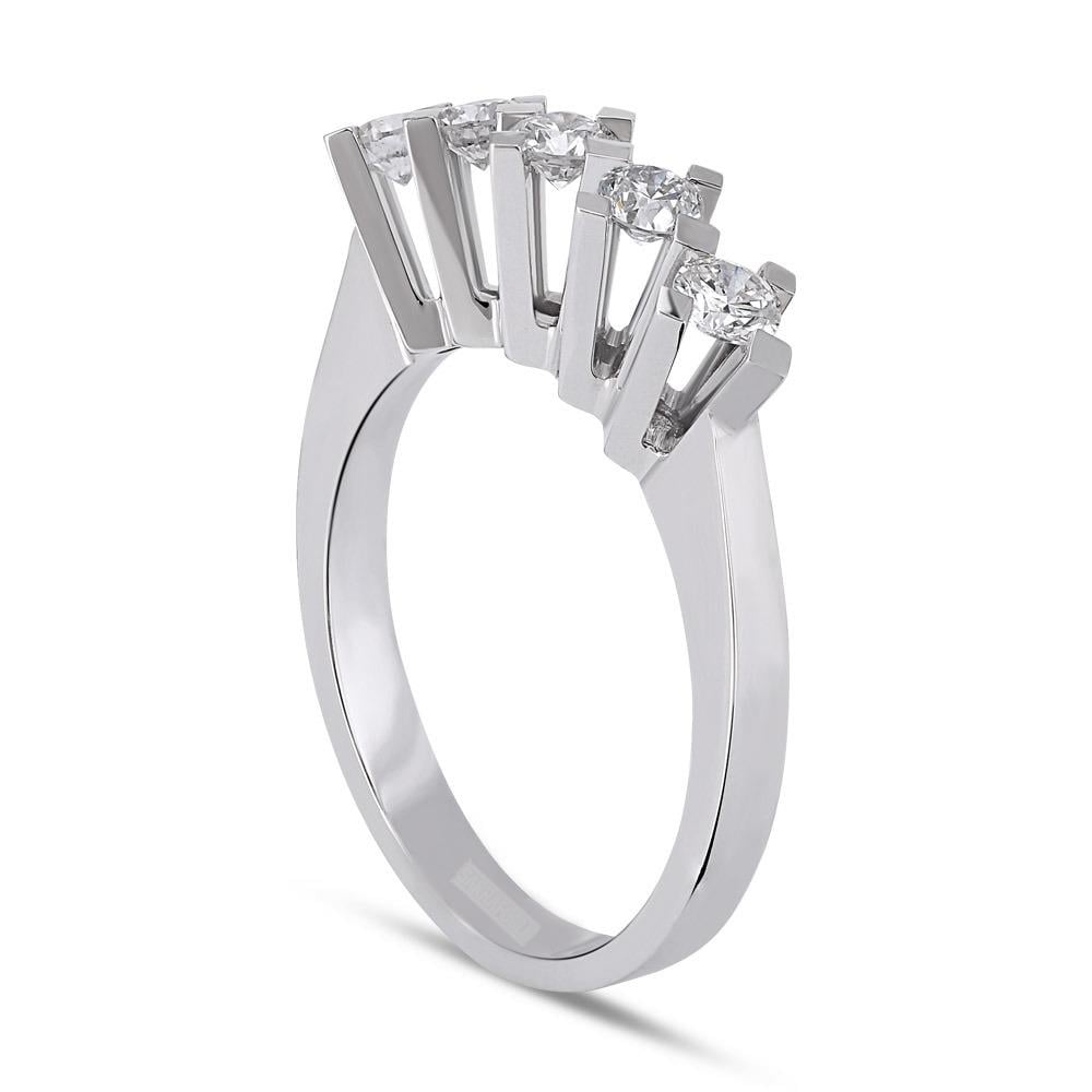 0.70 Karat Beştaş Pırlanta Yüzük