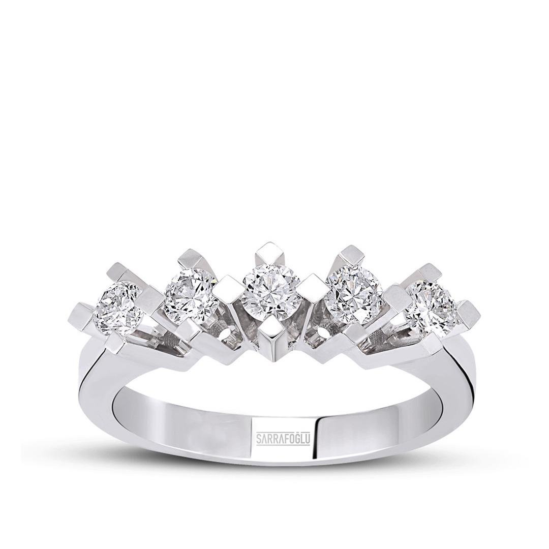 0.70 Karat Beştaş Pırlanta Yüzük