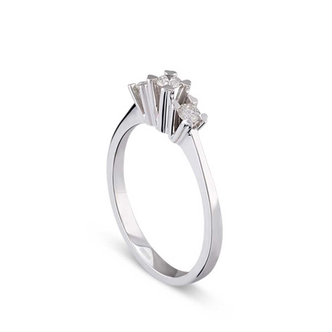 0.20 Karat Tria Pırlanta Yüzük