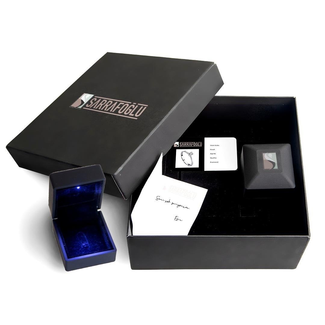 1.25 Karat Royal Tasarım Küpe