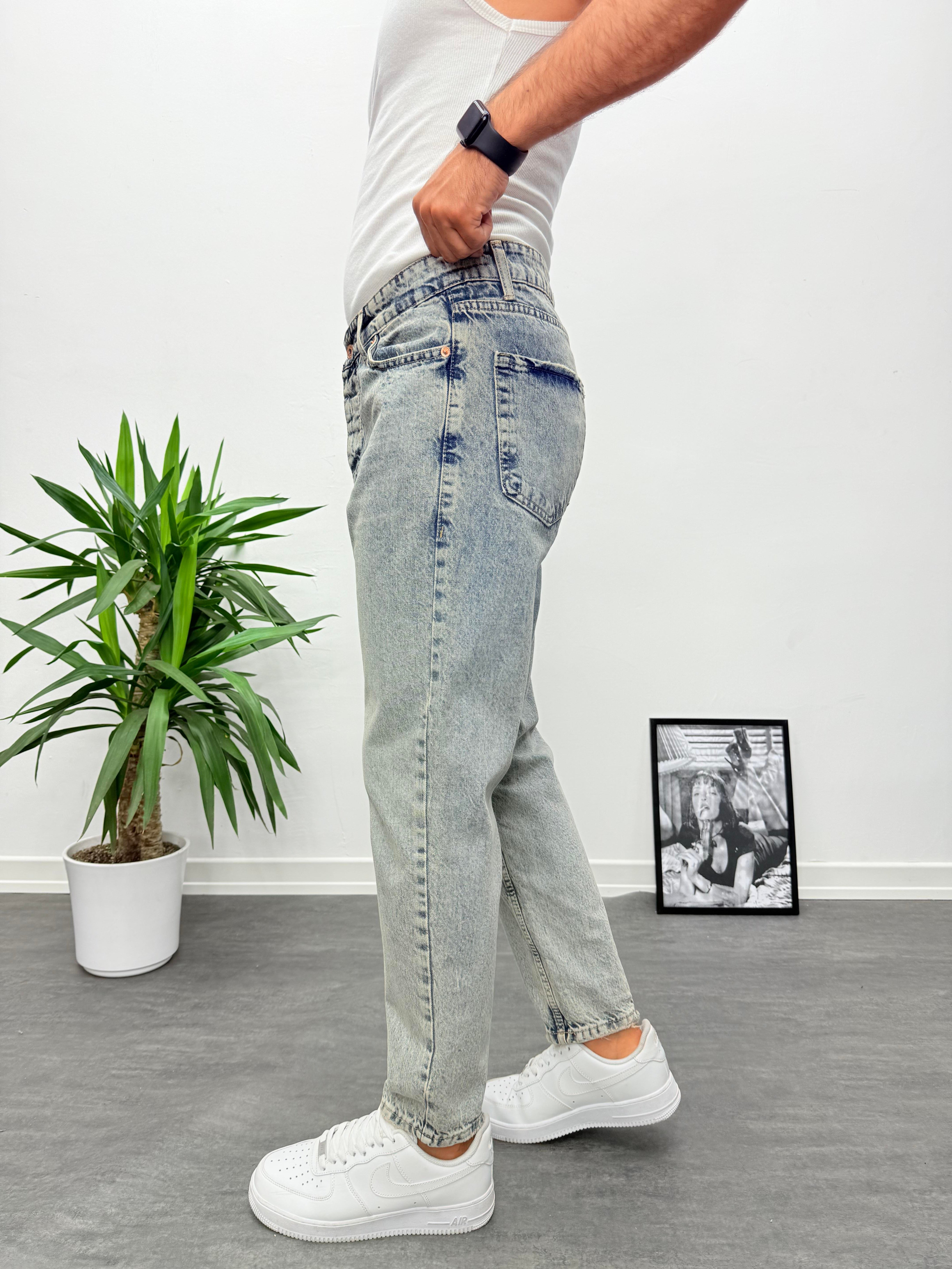 Asit Yıkamalı Boyfriend Jean Pantolon