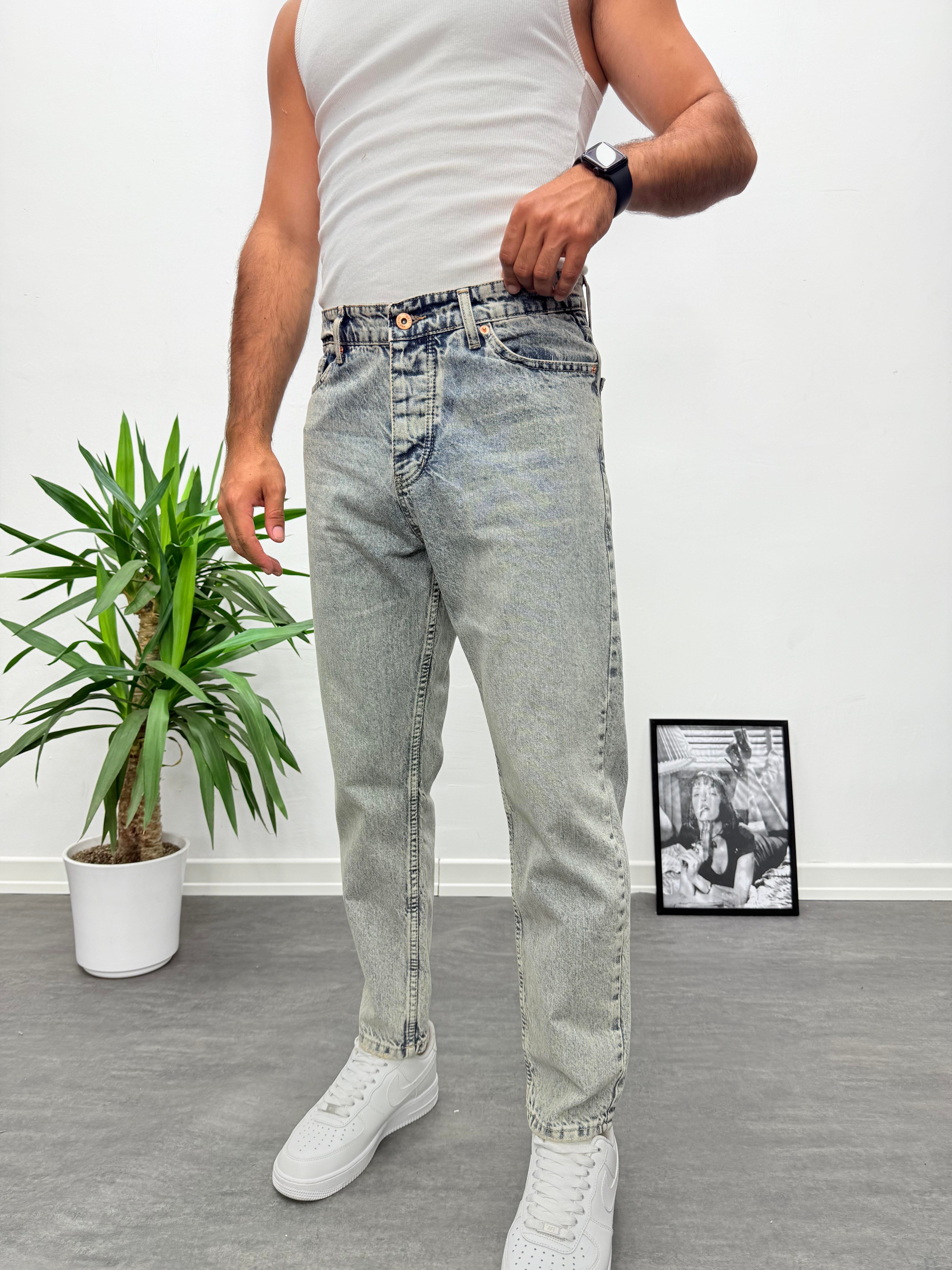 Asit Yıkamalı Boyfriend Jean Pantolon