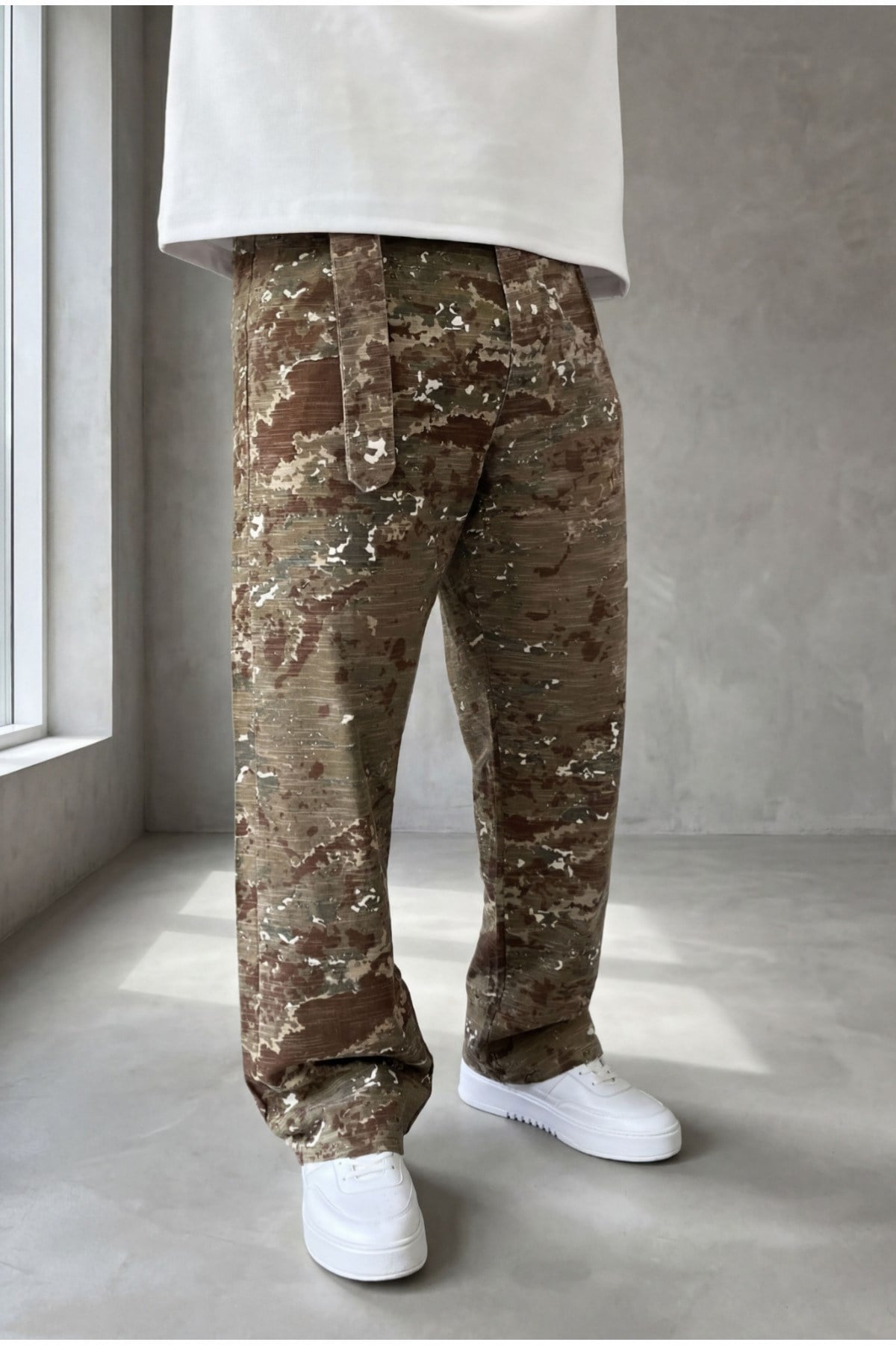 Erkek Kemer Detaylı Kamuflaj Desenli Keten Baggy Pantolon