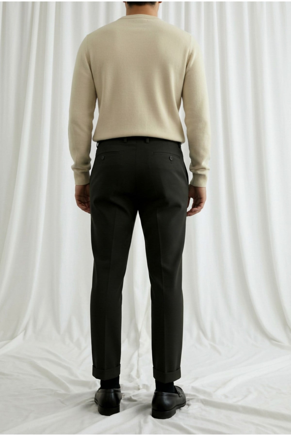 Erkek Regular-Fit Premium Old Money Cep Detaylı Double Paça Kumaş Pantolon Siyah