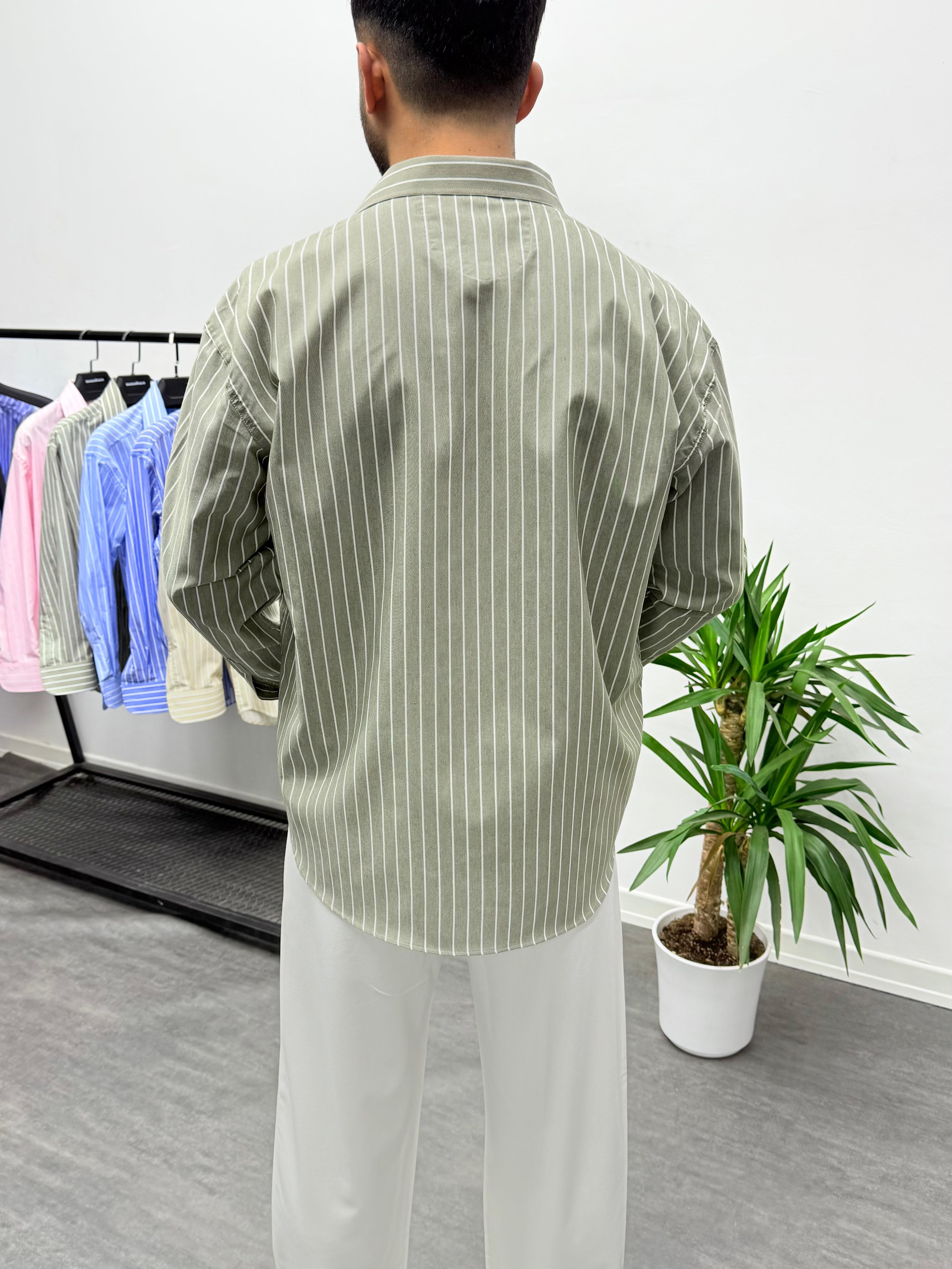 Haki Çizgi Detaylı Keten Oversize Gömlek