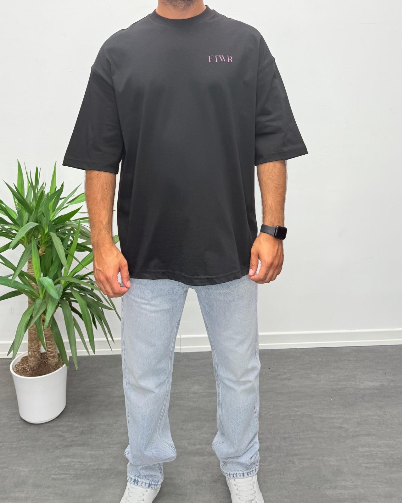 Siyah Tasarım Baskılı Oversize T-Shirt