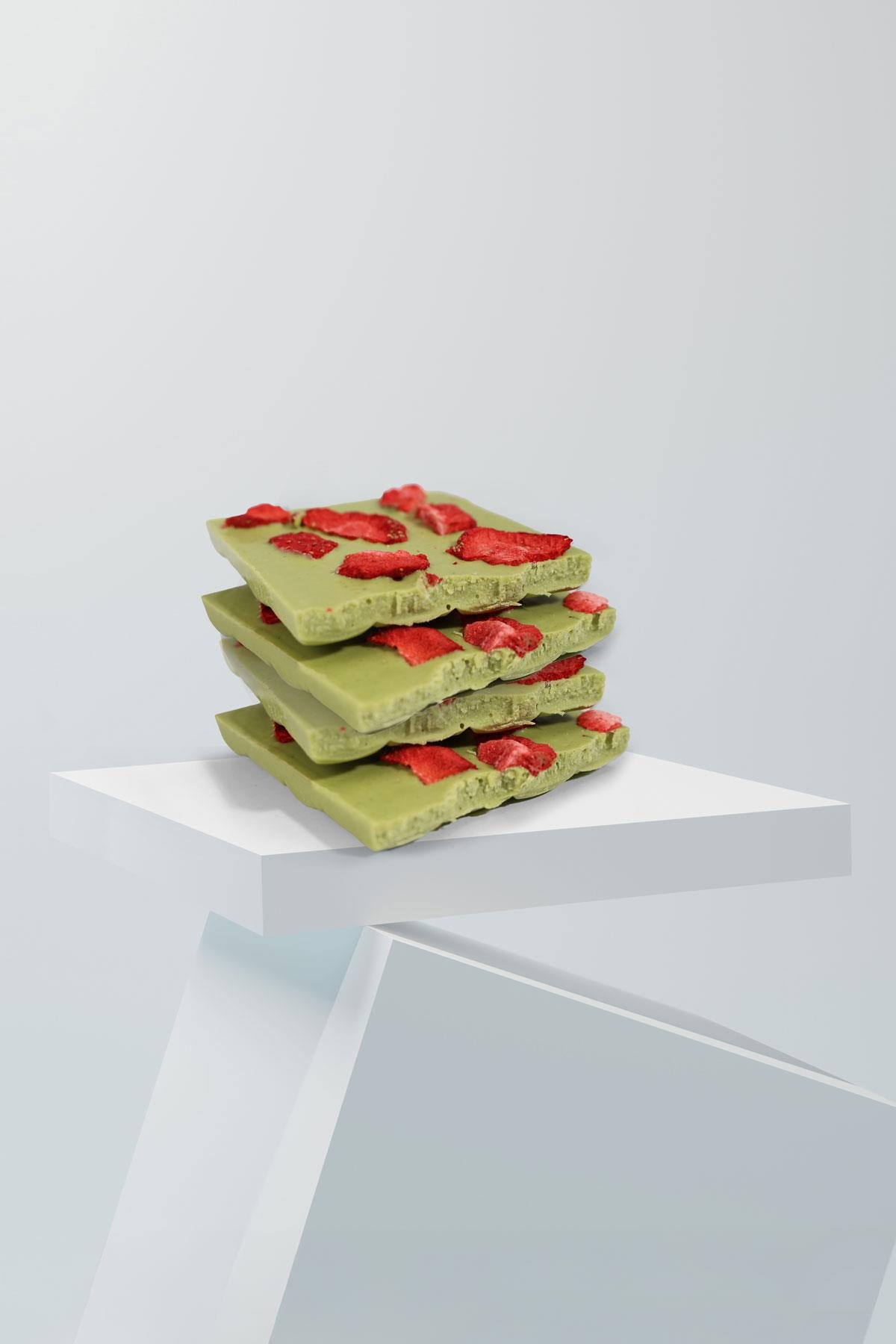 100g Matcha Çilekli Çikolata