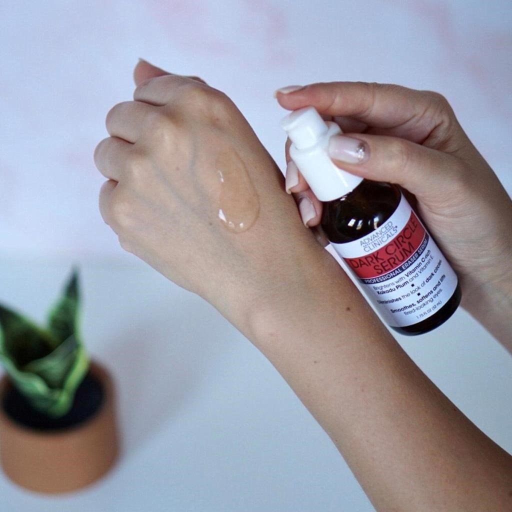 Advanced Clinicals Koyu Halka Karşıtı Göz Serumu 52ML