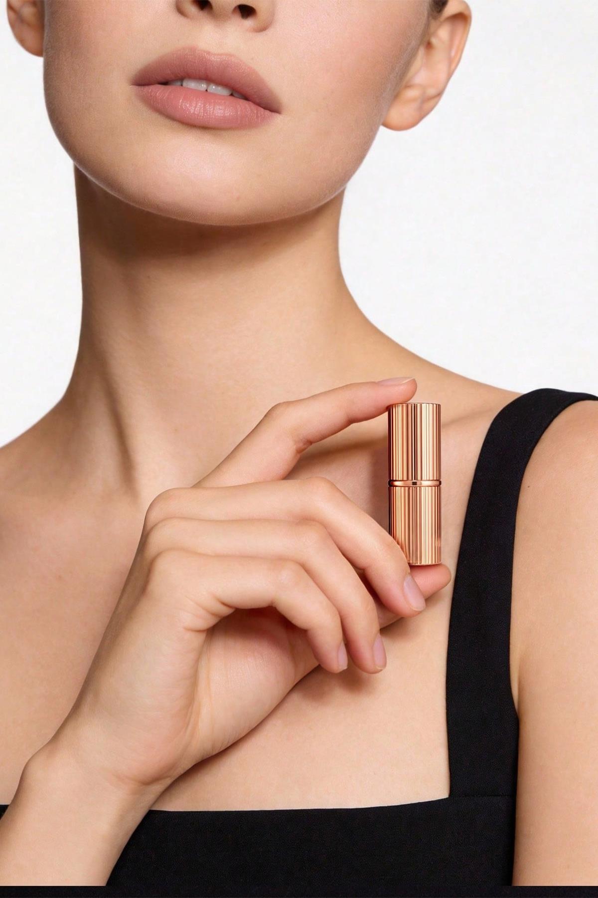 Charlotte Tilbury Matte Revolution Mat Ruj Pillow Talk 1.1GR Mini Boy