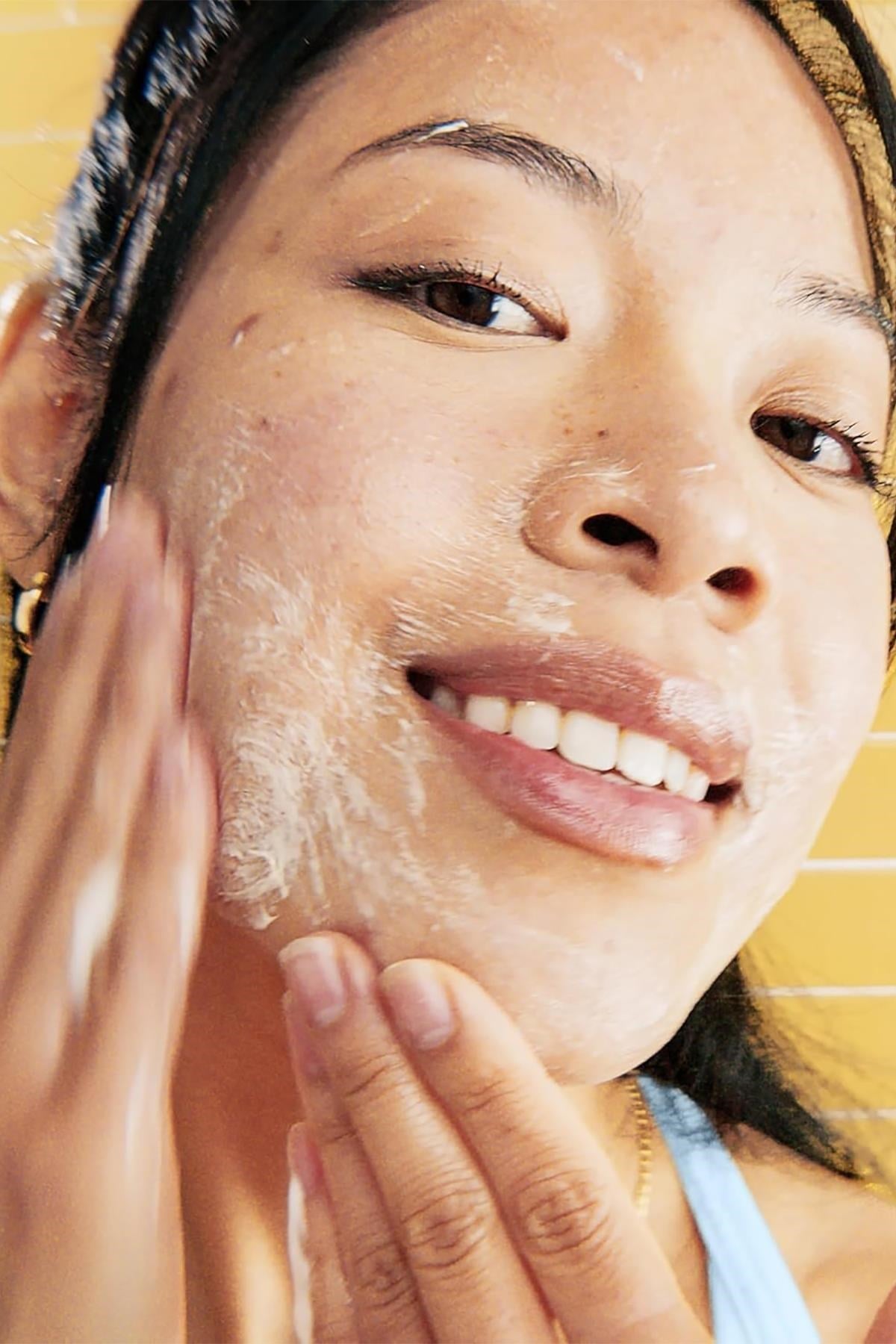 Dickinsons Pore Perfecting Gözenek Arındırıcı Yüz Temizleme Jeli 354ML