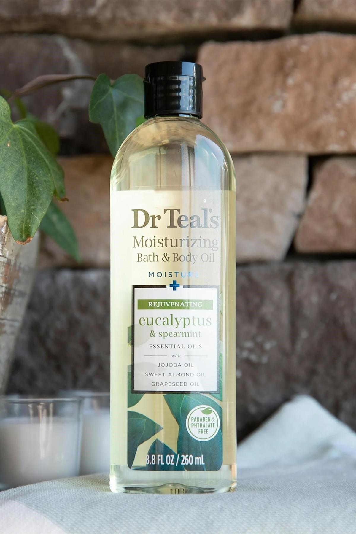 Dr.Teals Okaliptüs ve Nane Özlü Nemlendirici Banyo ve Vücut Yağı 260ML