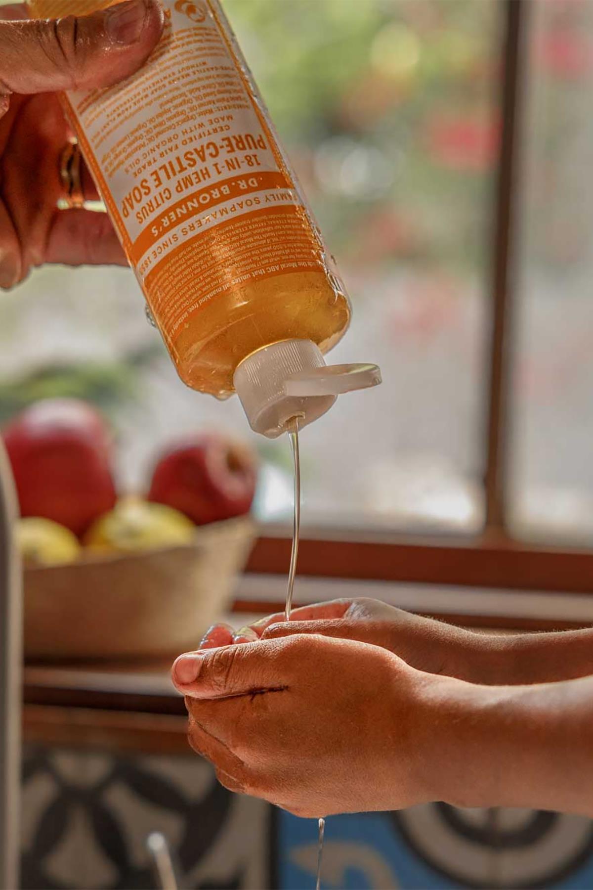 Dr.Bronner's Çok Amaçlı Sıvı Sabun Narenciye Kokulu 473ML