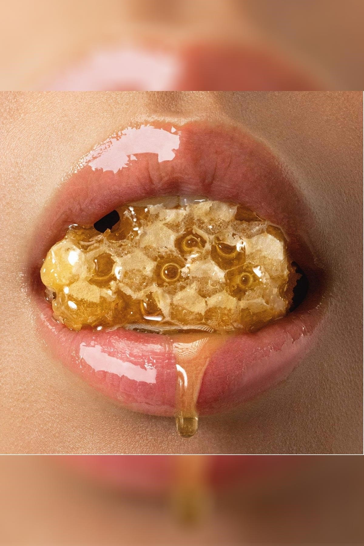 Gisou Honey Infused Nemlendirici ve Parlatıcı Dudak Bakım Yağı Honey Gold 8ML