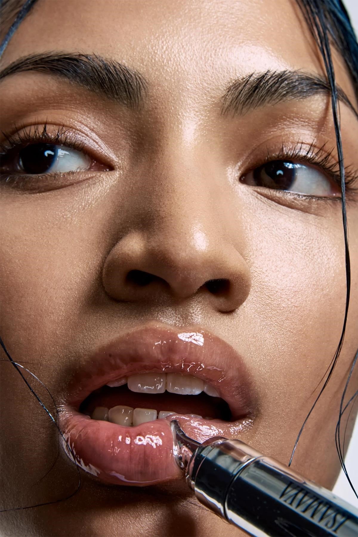 Isamaya Hyalurolip Dudak Dolgunlaştırıcı ve Parlatıcı Lucient 4ML
