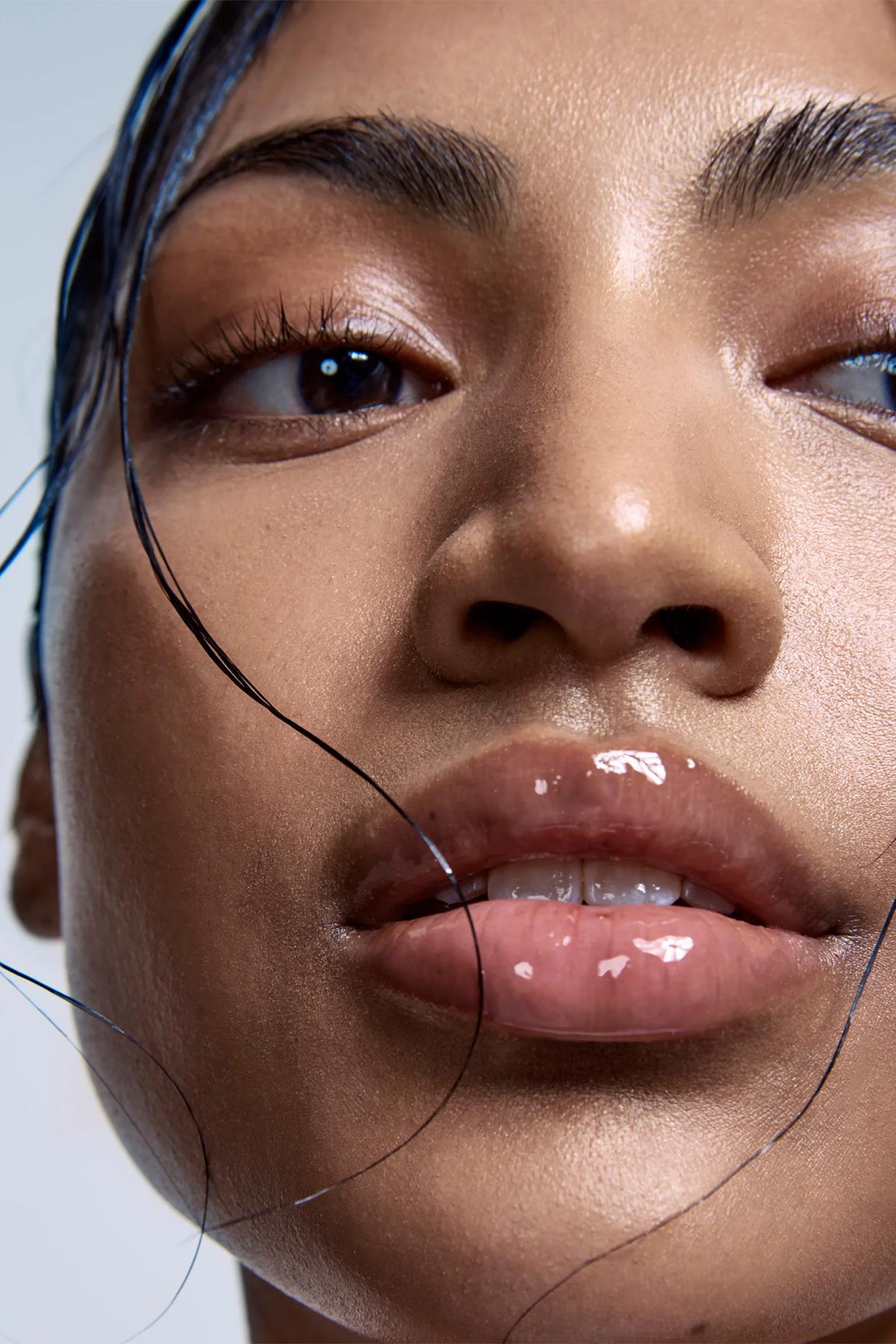 Isamaya Hyalurolip Dudak Dolgunlaştırıcı ve Parlatıcı Lucient 4ML