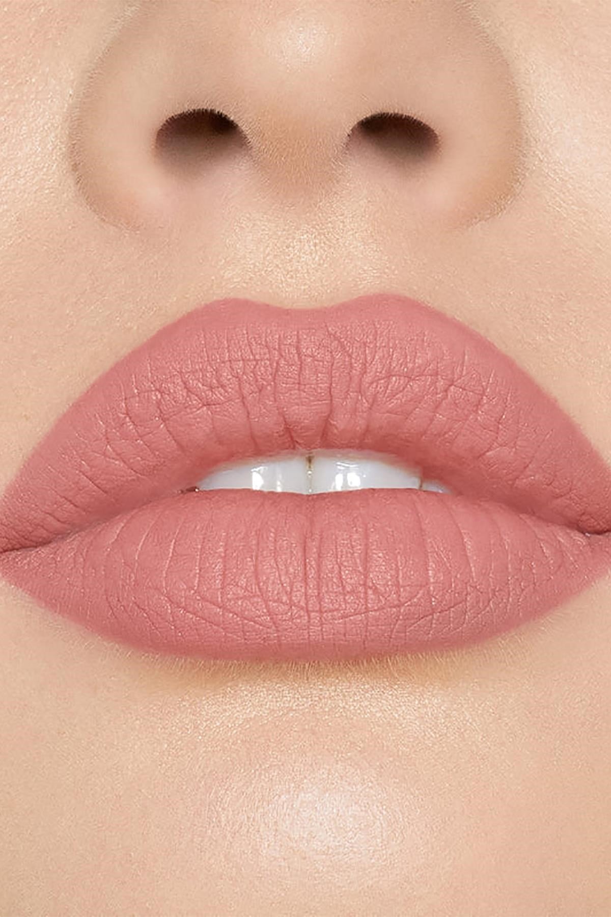 Kylie Dudak Kalemi ve Mat Likit Ruj Set 700 Bare