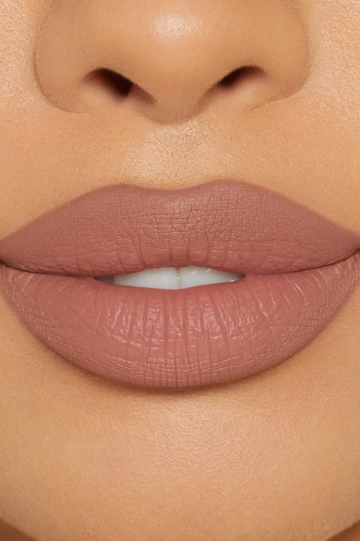 Kylie Dudak Kalemi ve Mat Likit Ruj Set 703 Dolce K