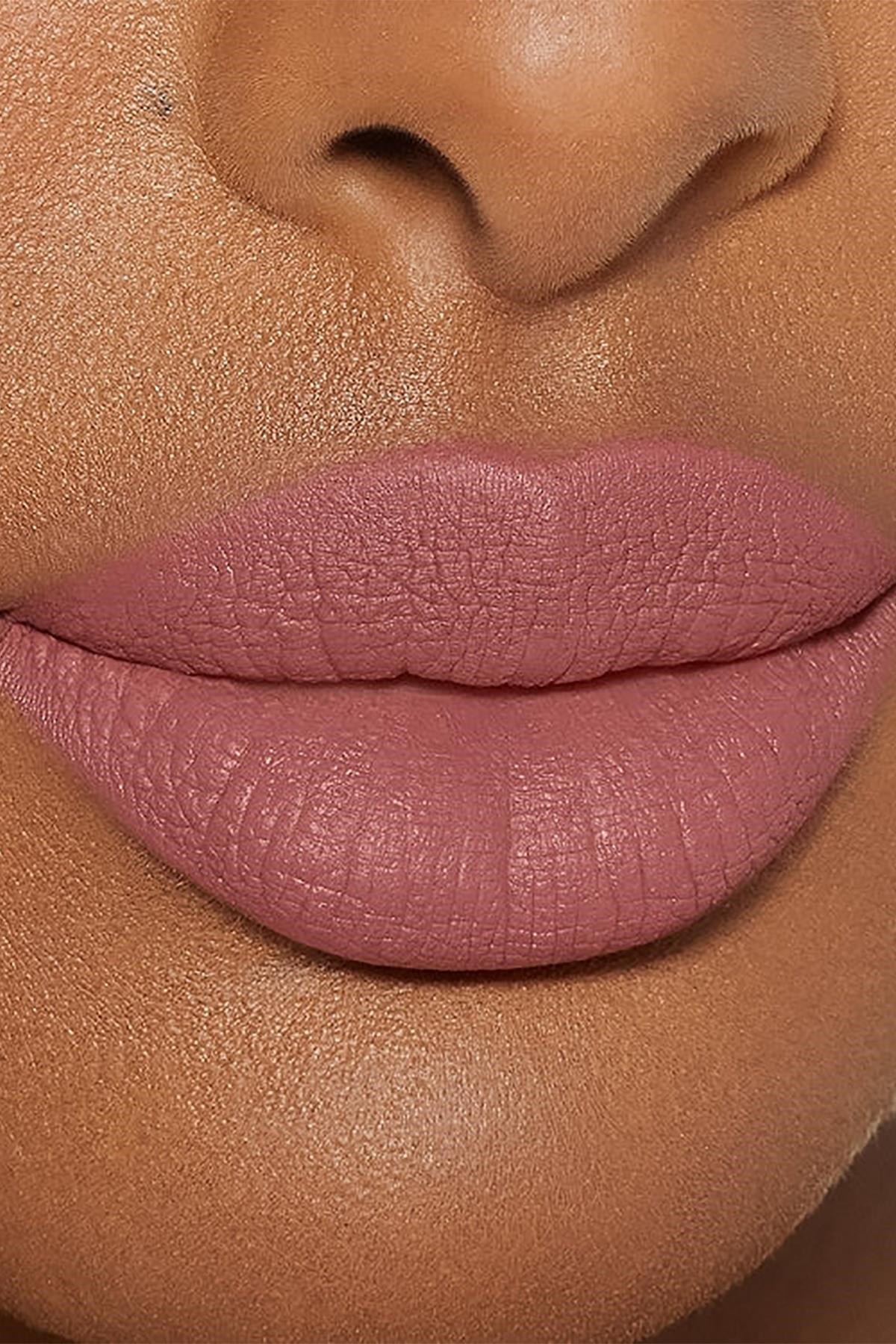 Kylie Dudak Kalemi ve Mat Likit Ruj Set 704 Sweater Weather