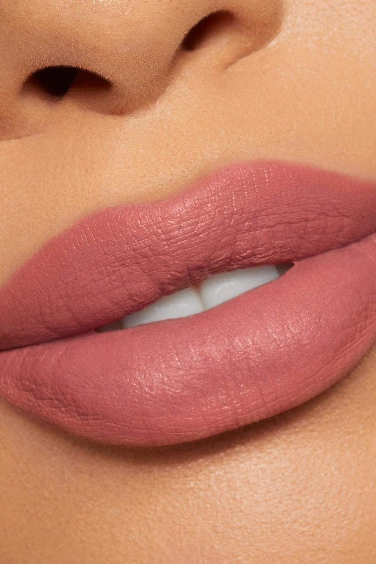 Kylie Dudak Kalemi ve Yarı Mat Likit Ruj Set 705 Charm