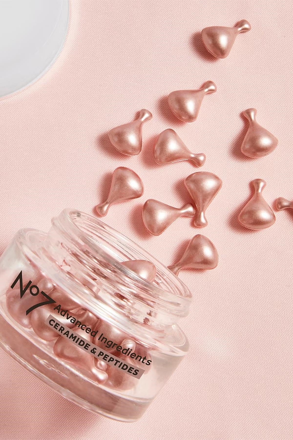 No7 Advanced Ingredients Ceramide & Peptides Yüz Kapsülleri 30 Kapsül