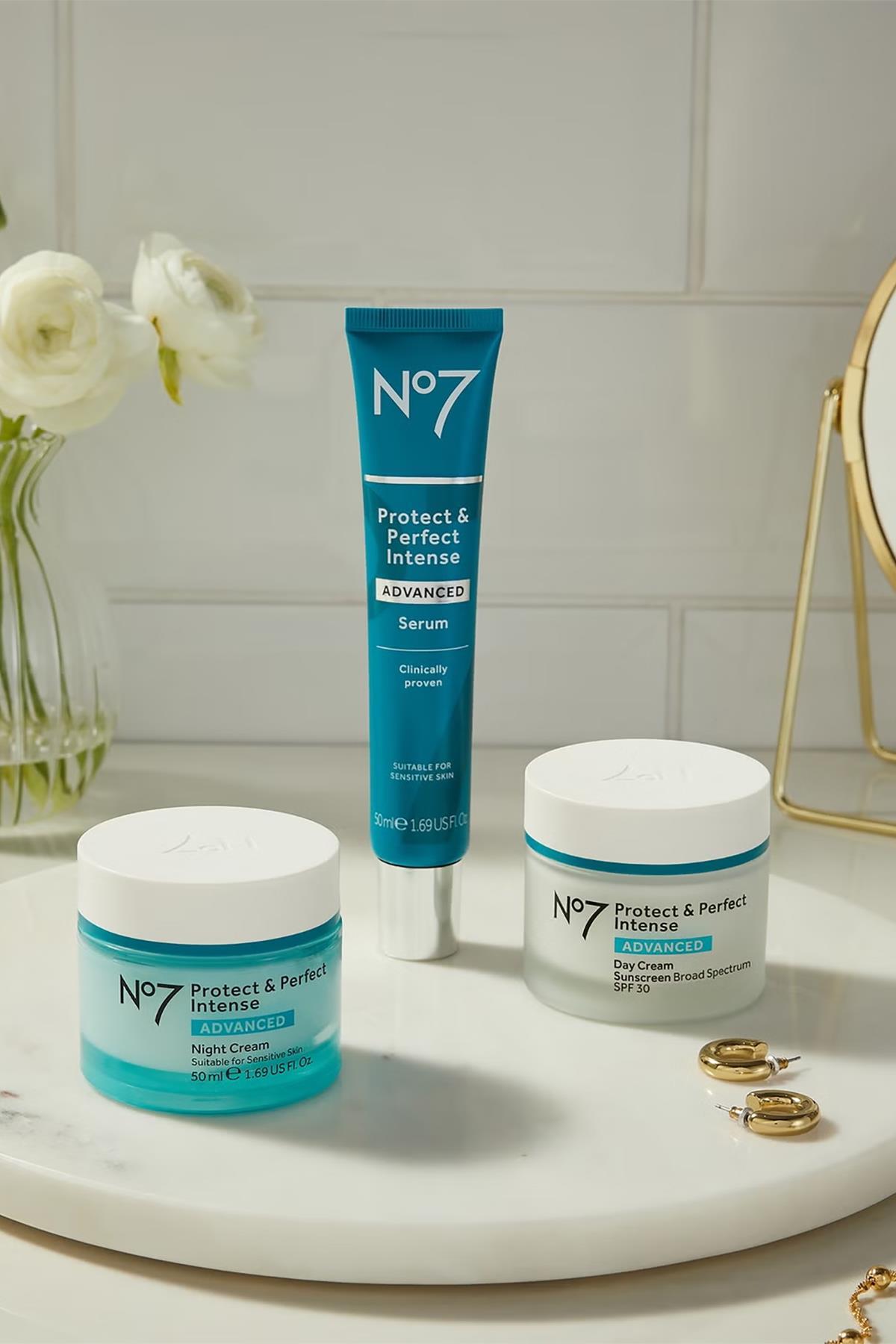 No7 Protect & Perfect Cilt Bakım Seti 3 Parça