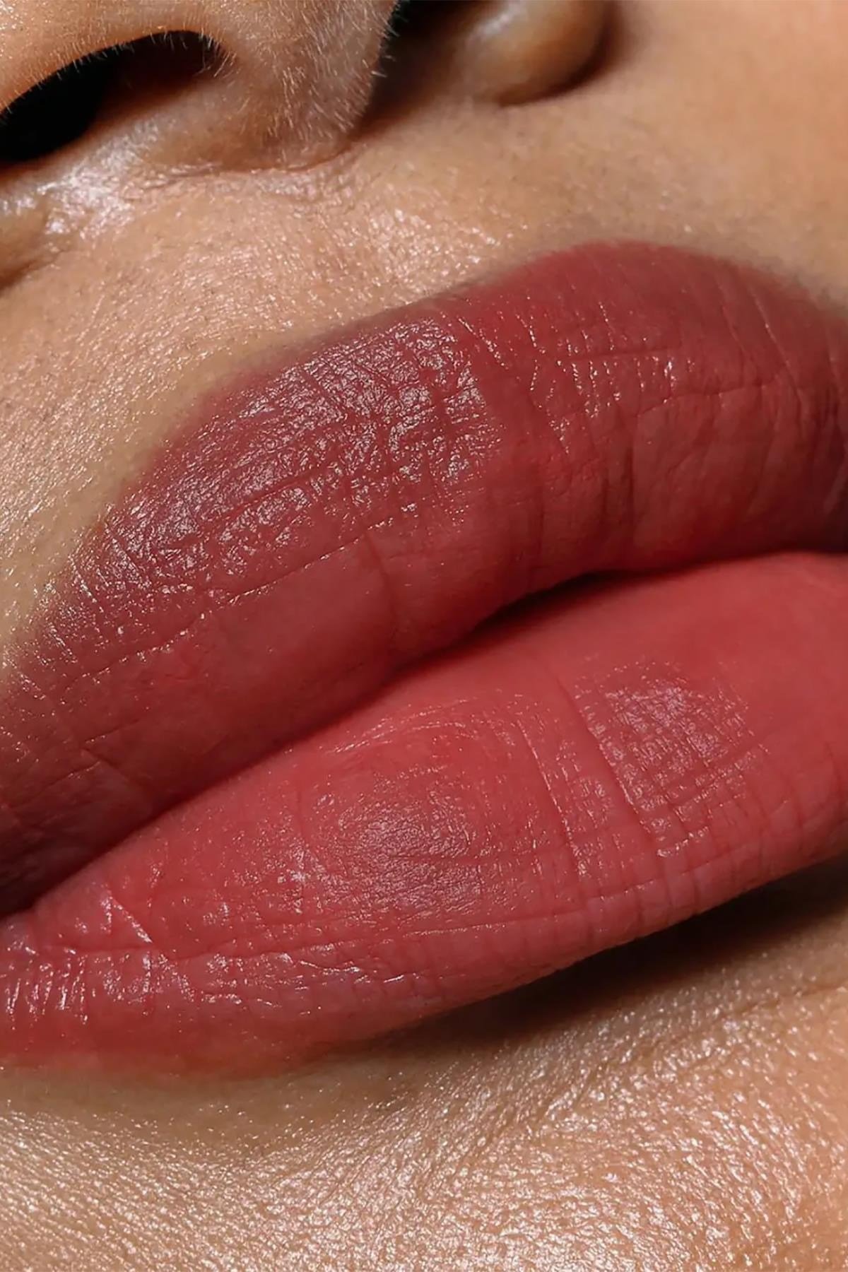 Refy Lip Blush Nemlendirici ve Doğal Bitişli Ruj Wine 4.7GR