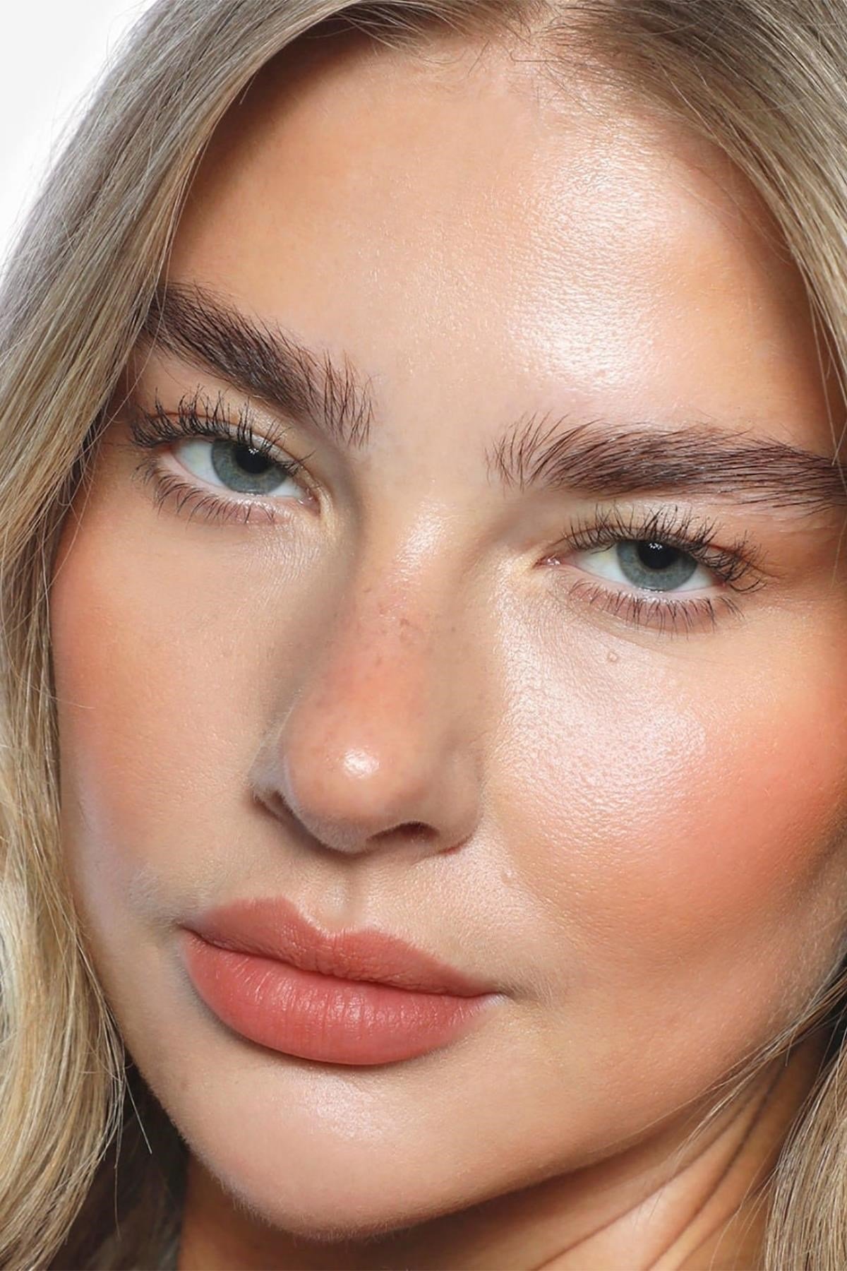 Refy Lip Blush Nemlendirici ve Doğal Bitişli Ruj Amber 4.7GR